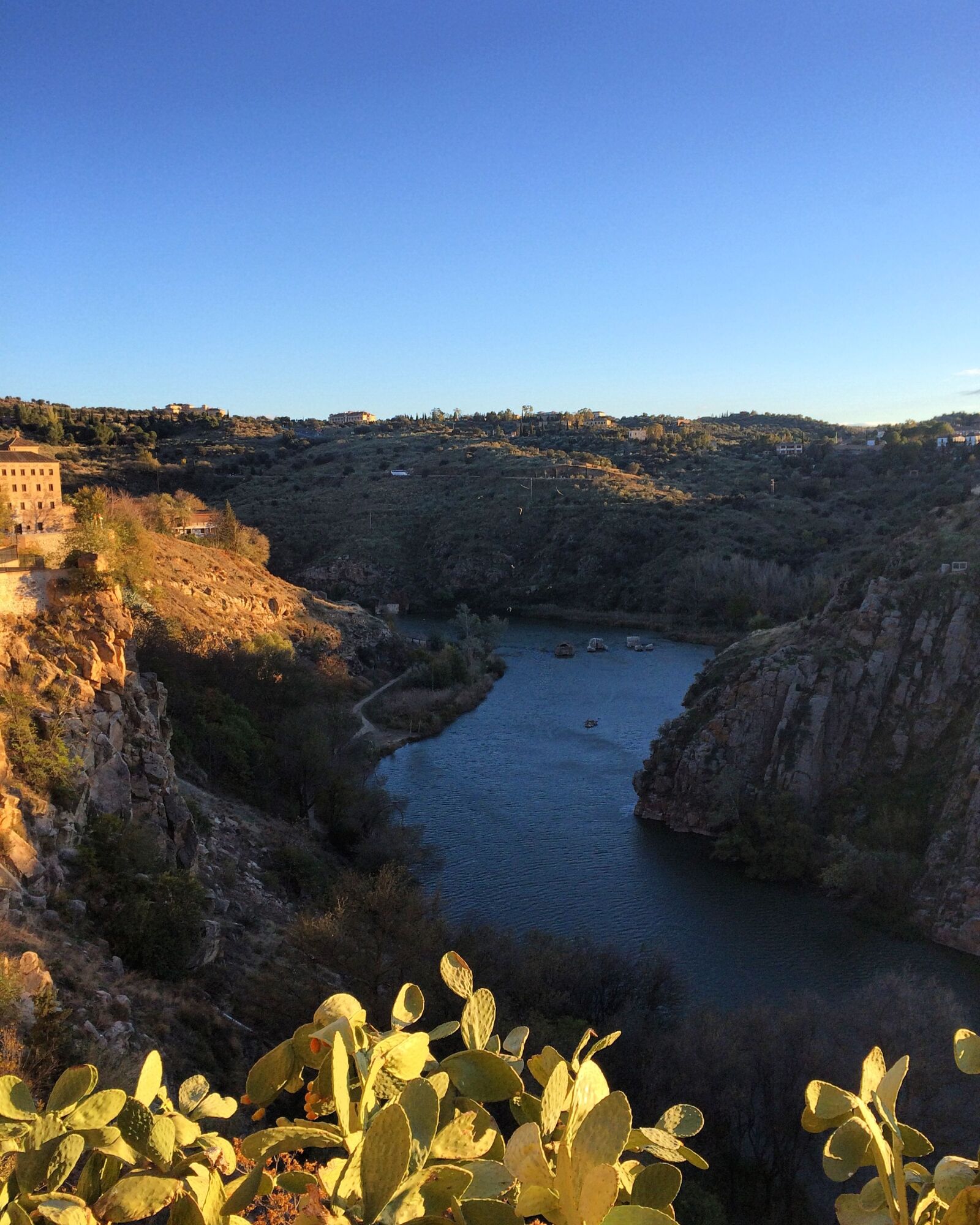 iPhone 5s back camera 4.15mm f/2.2 sample photo. Toledo, spain, vista photography