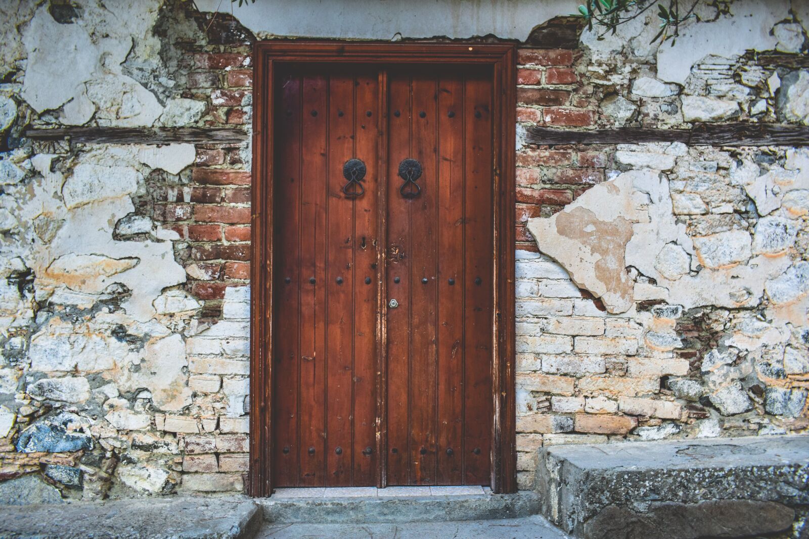 Nikon D3300 sample photo. Door, old, wooden photography
