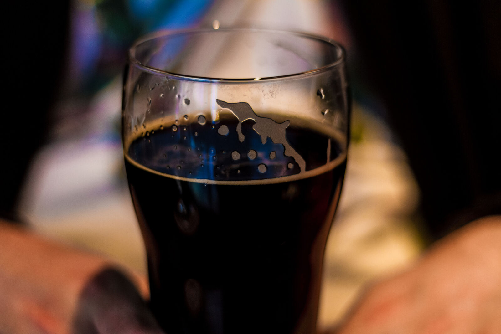 Canon EOS 7D + Canon EF 50mm F1.8 STM sample photo. Bar, beer, beer, glass photography