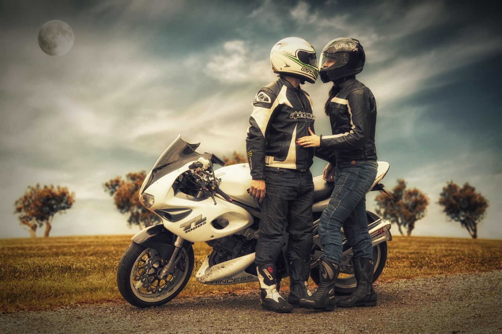 Nikon D3200 sample photo. Motorcycle, bikers, couple photography