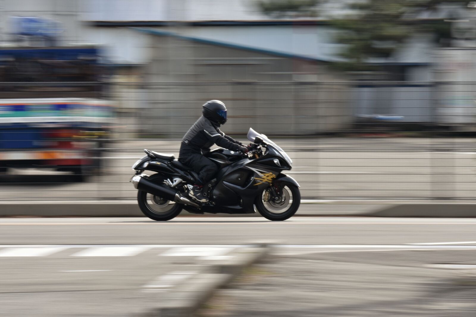 Nikon D7200 sample photo. Traffic, road, vehicle photography