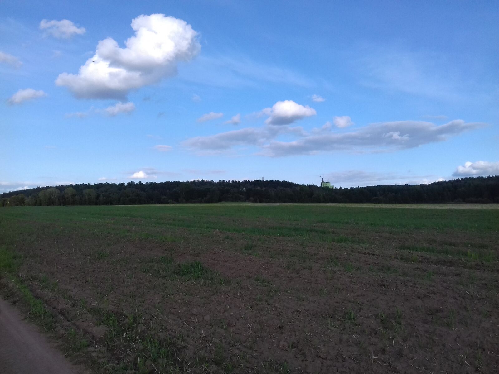 Samsung Galaxy Grand Prime sample photo. Field, sky, clouds photography