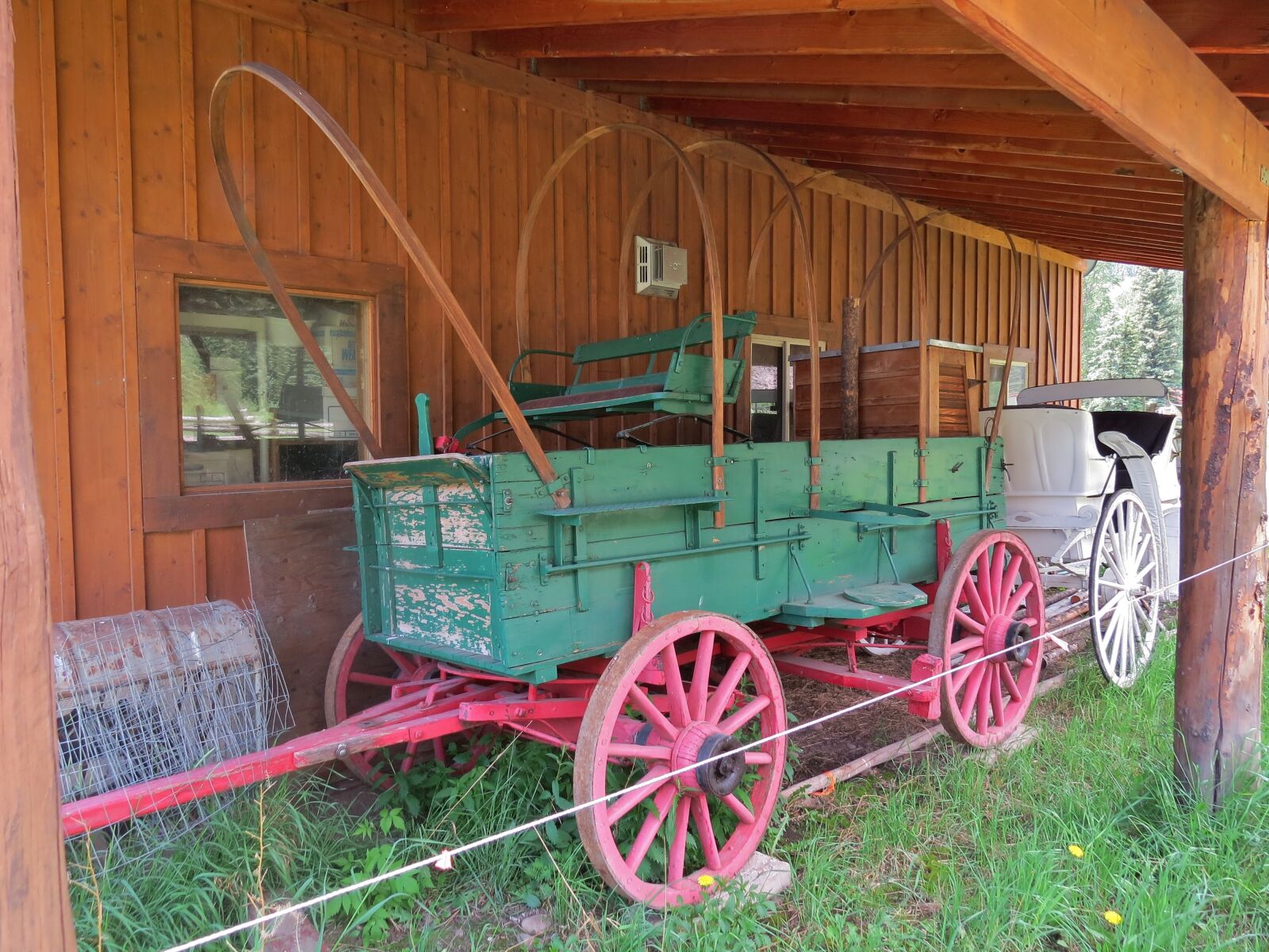 Canon PowerShot SX50 HS sample photo. Wagon, mountains, country photography