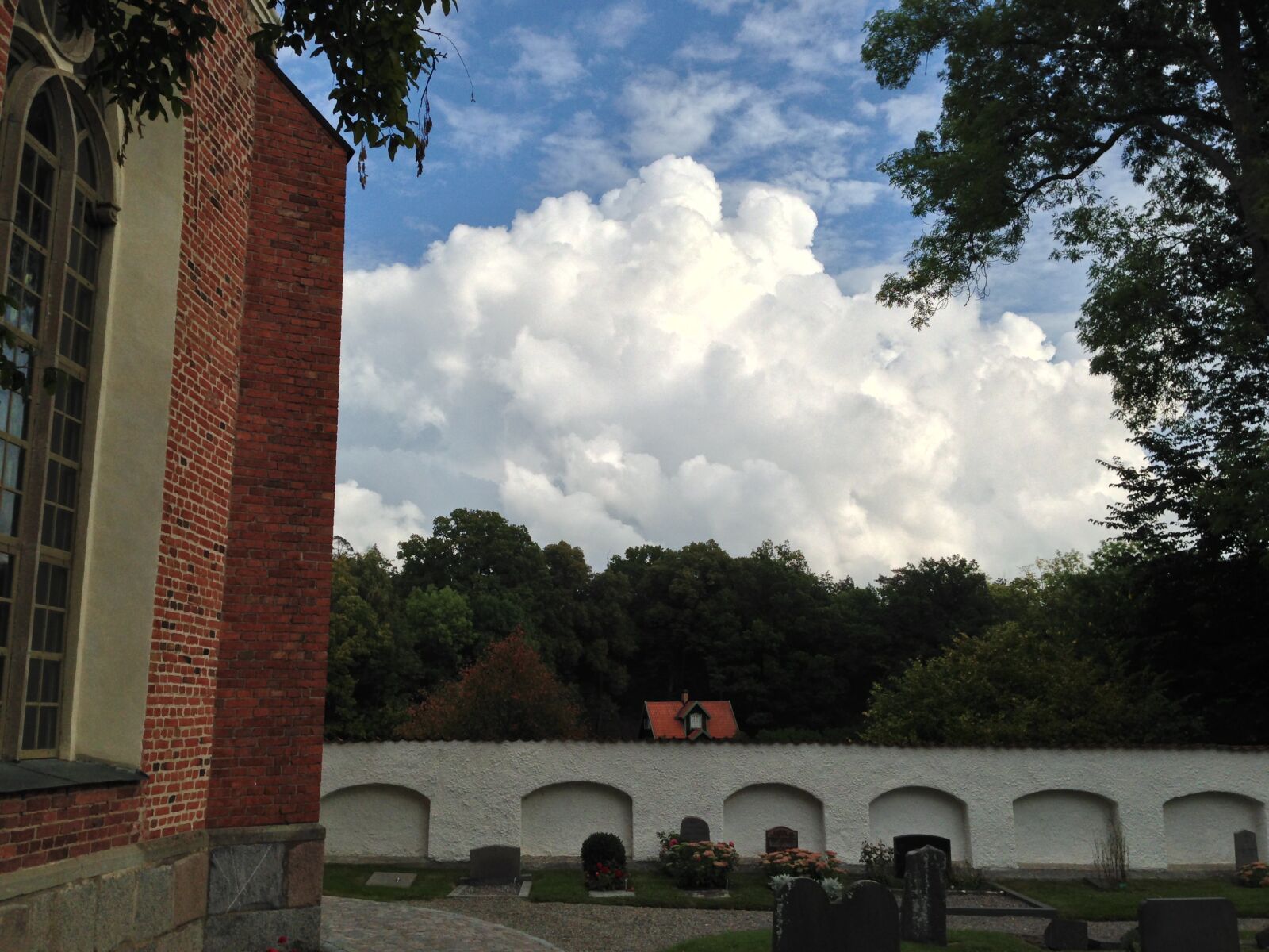 Apple iPhone 5 sample photo. Cloud, himmel, weather photography
