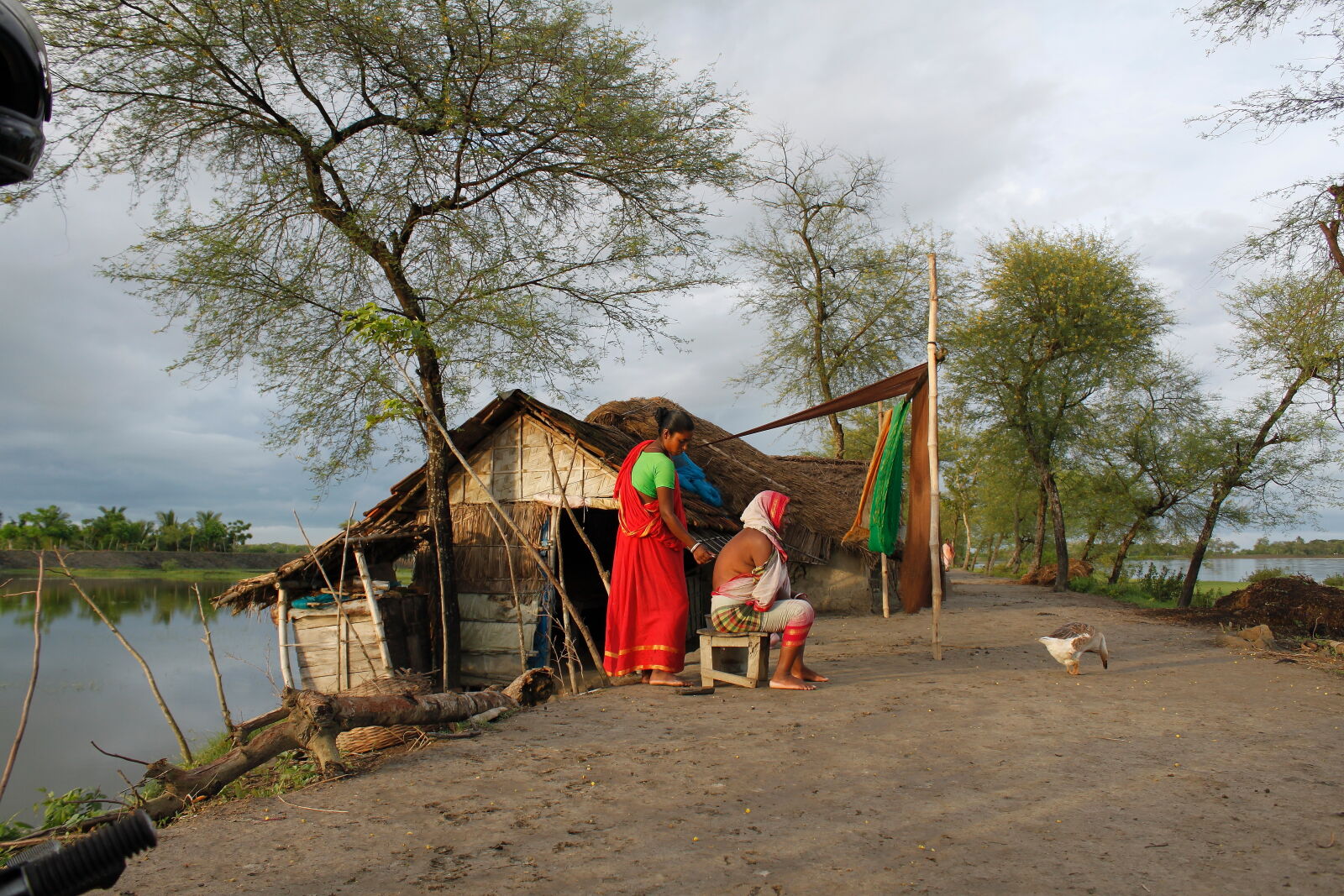 Canon EOS 500D (EOS Rebel T1i / EOS Kiss X3) sample photo. Bangladesh, canal, fisherman, nature photography