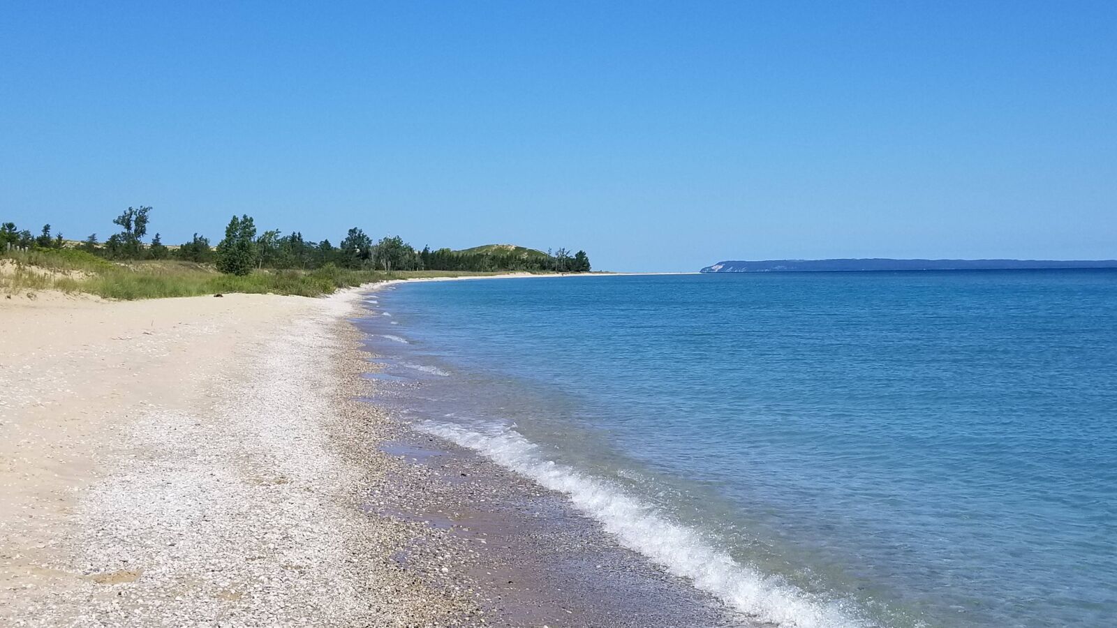 Samsung Galaxy S8+ sample photo. Traverse city, beach, summer photography
