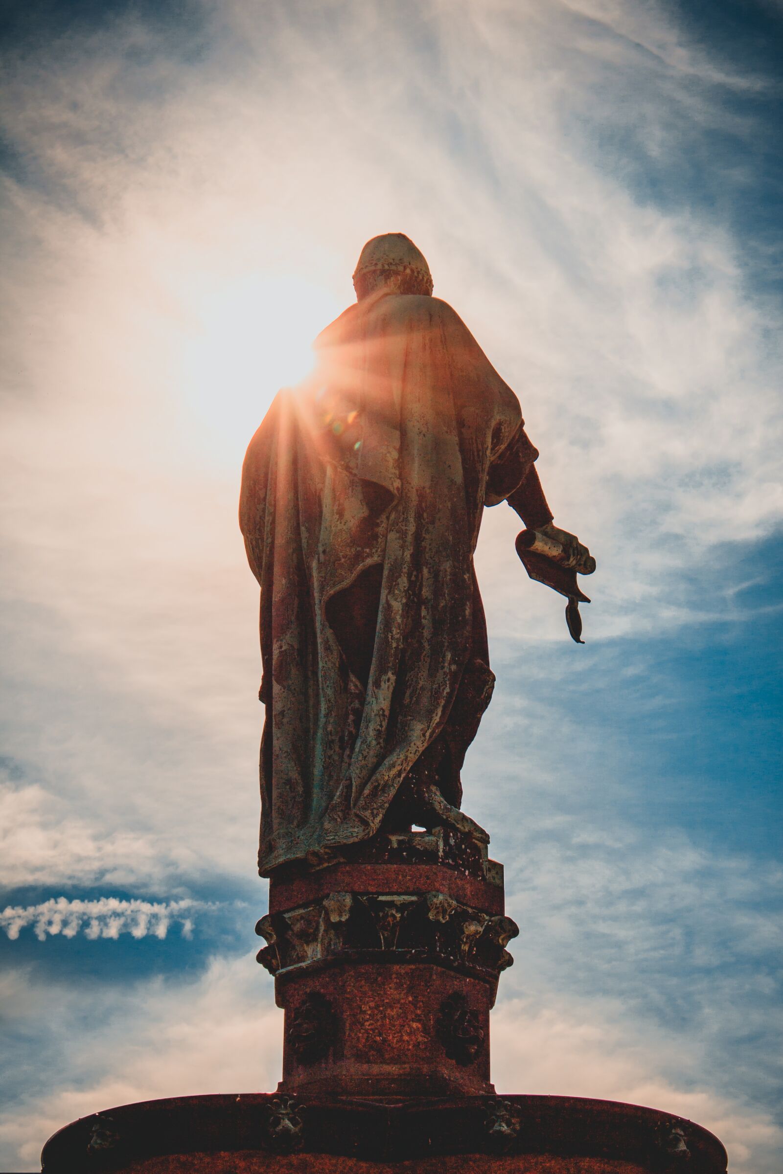 Canon EOS 750D (EOS Rebel T6i / EOS Kiss X8i) sample photo. Otto the rich, fountain photography