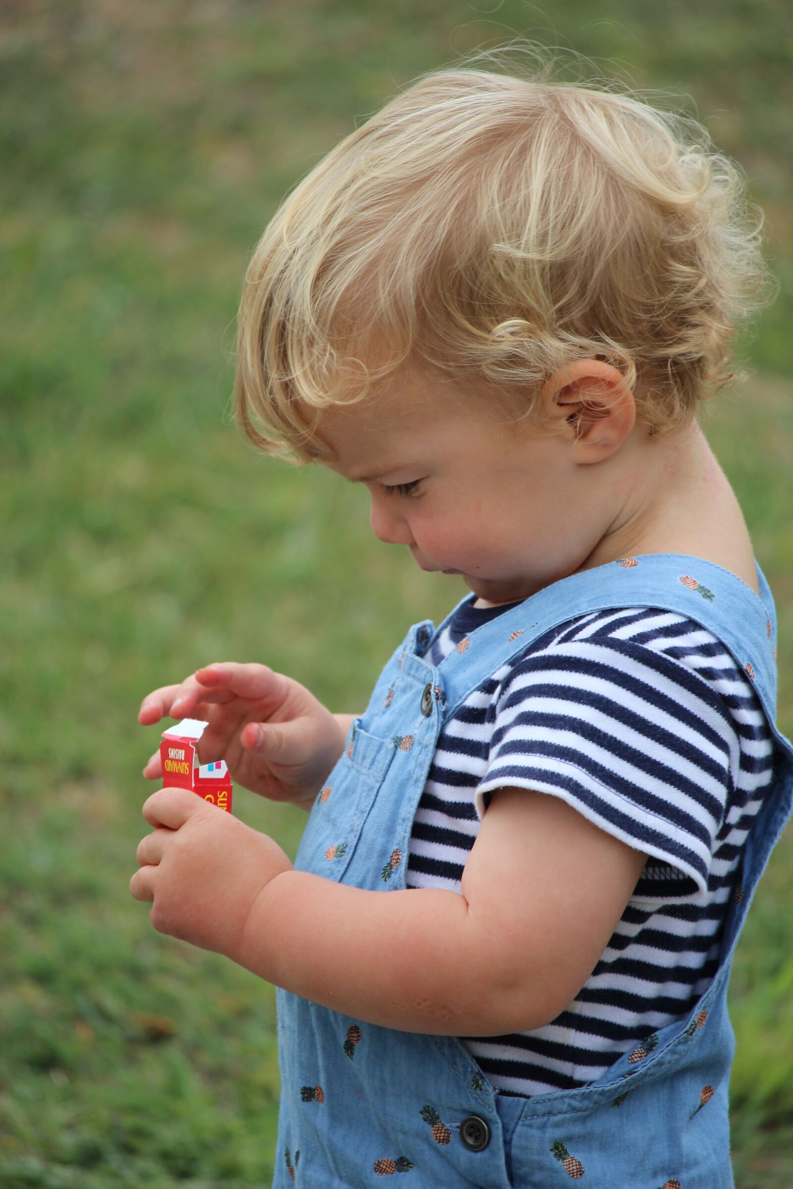 Canon EOS 700D (EOS Rebel T5i / EOS Kiss X7i) sample photo. Baby, toddler, cute photography