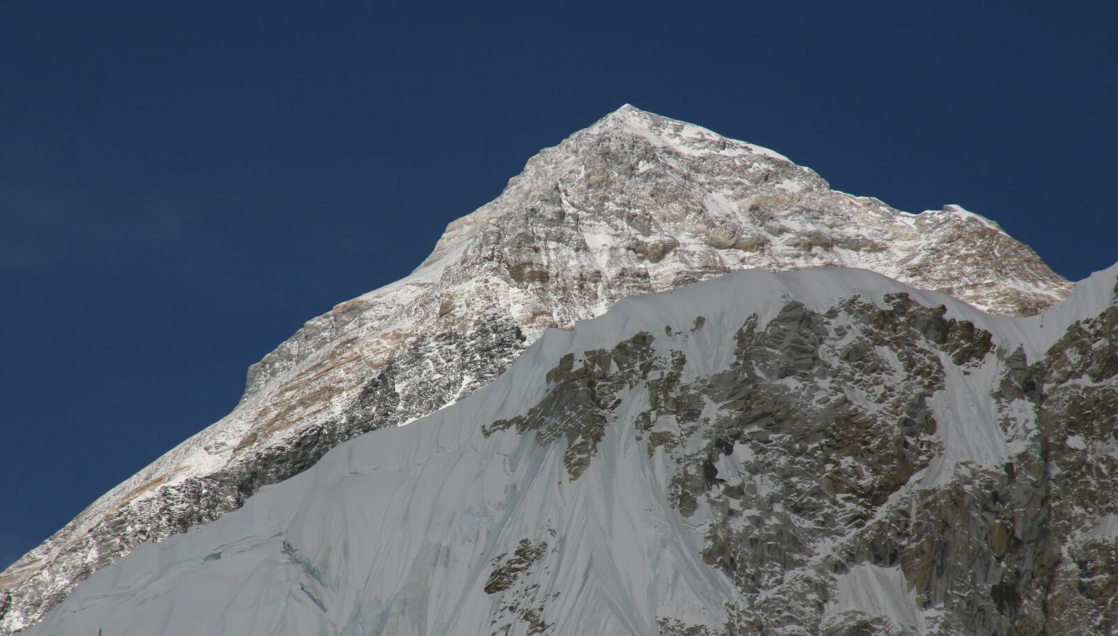 Canon EOS 300D (EOS Digital Rebel / EOS Kiss Digital) sample photo. Everest, himalaya, mountain photography