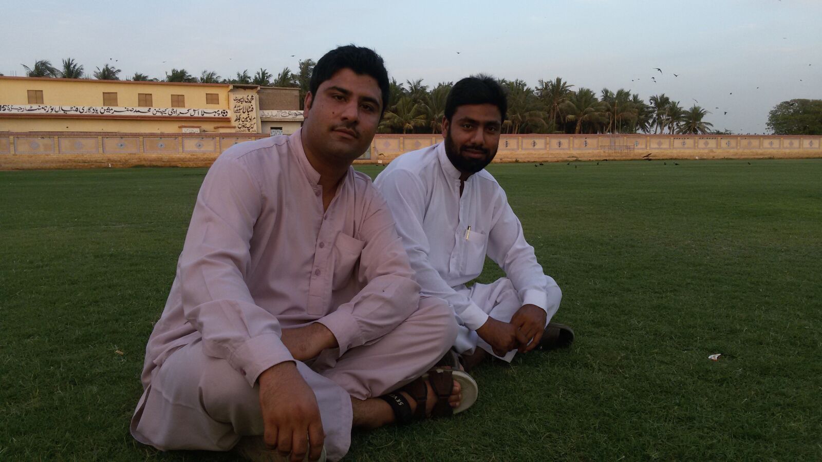 Samsung GT-I9300I sample photo. Karachi, friends, cool timing photography