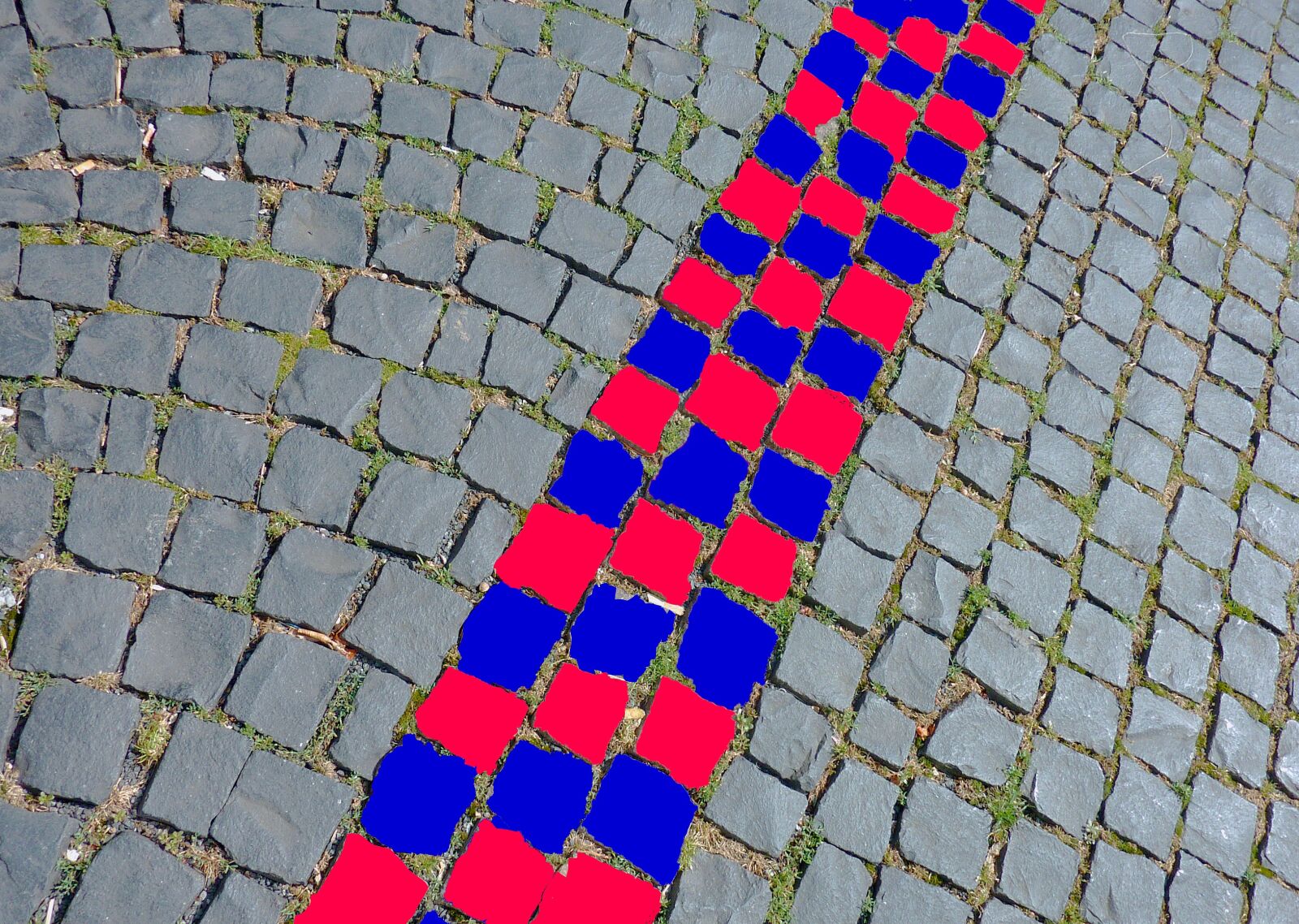 Panasonic DMC-TZ7 sample photo. Road construction, cobblestones, paving photography