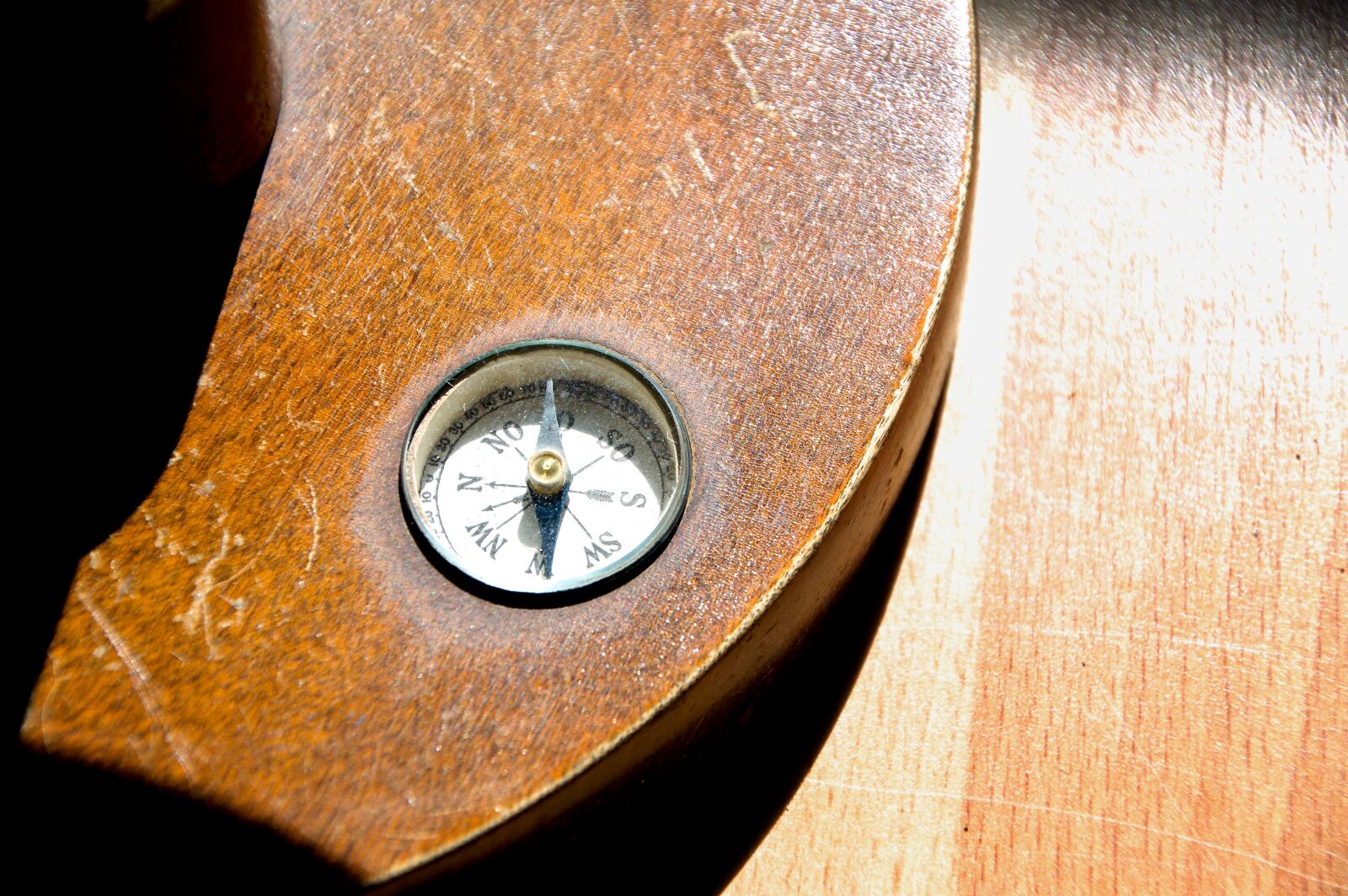 Nikon D3200 sample photo. Windrose, compass, magnetic needle photography