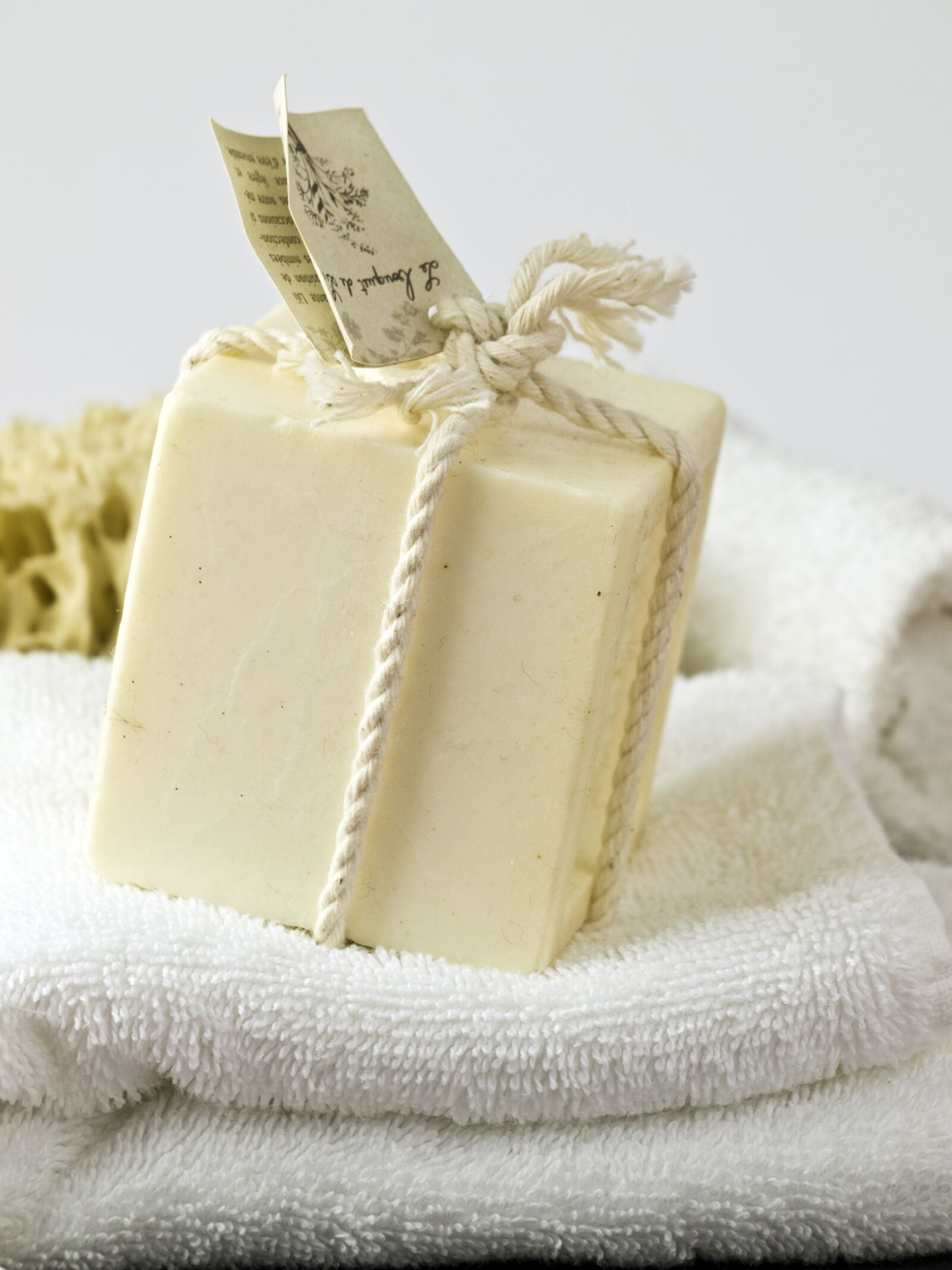 Olympus E-420 (EVOLT E-420) sample photo. Soap, natural cosmetics, wash photography