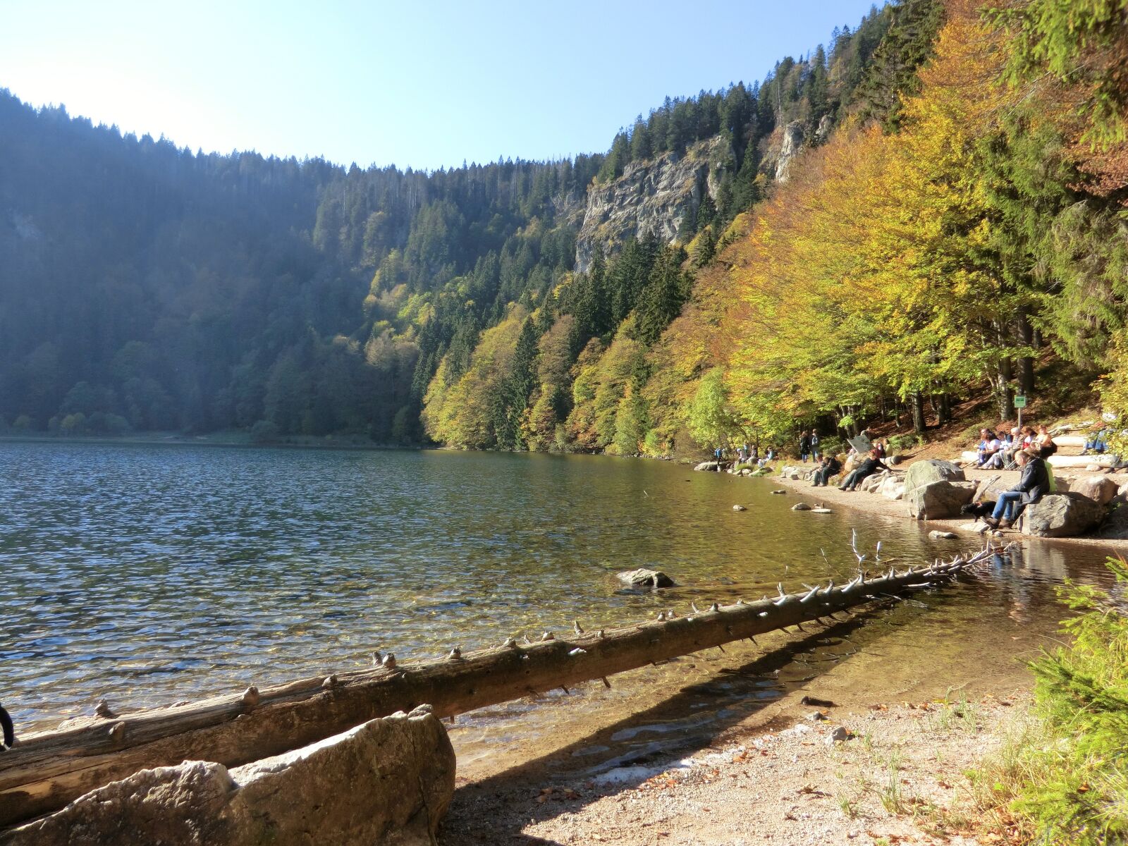 CASIO EX-H20G sample photo. Box lake, carezza lake photography