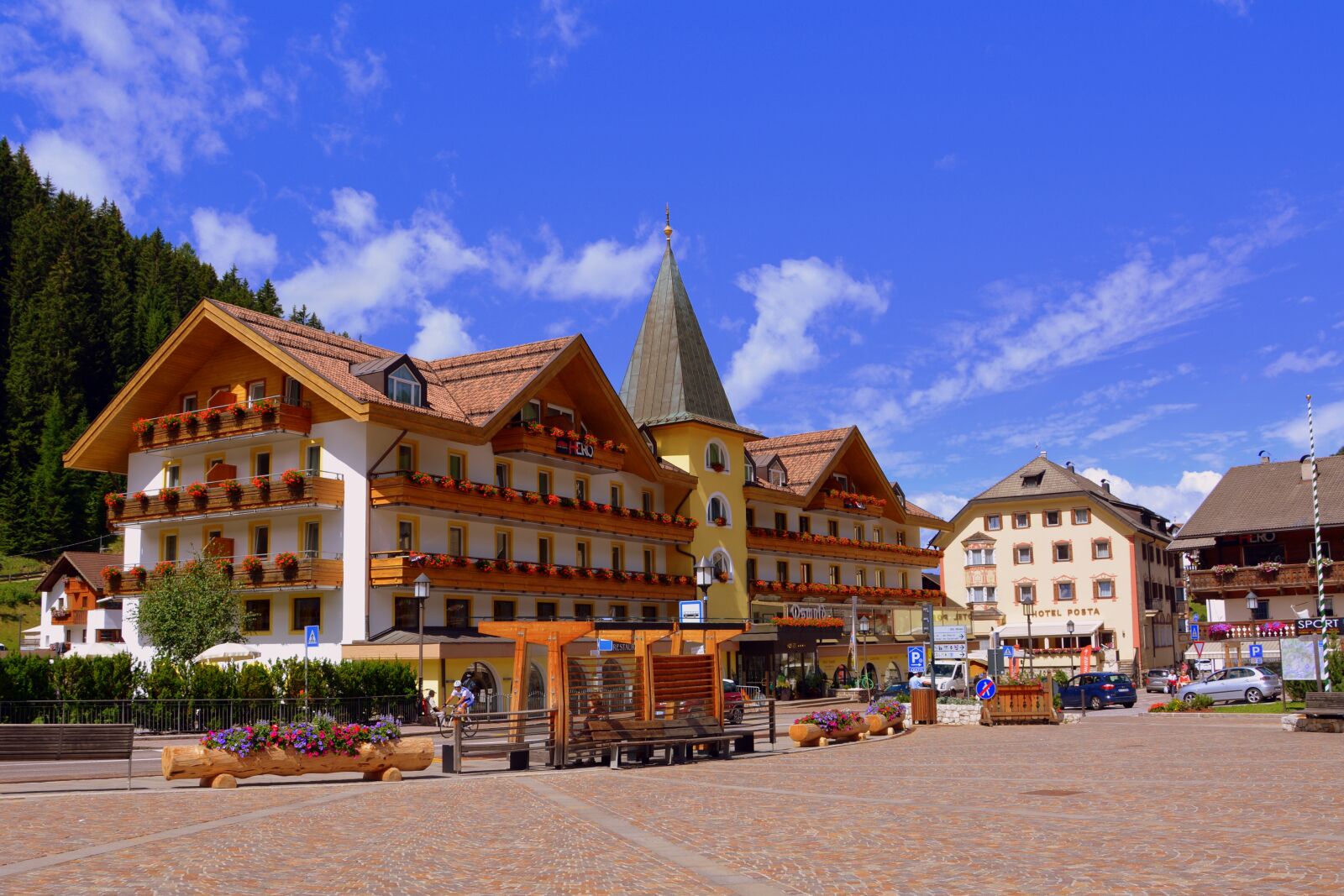 Nikon D7100 sample photo. Piazza, block, country photography