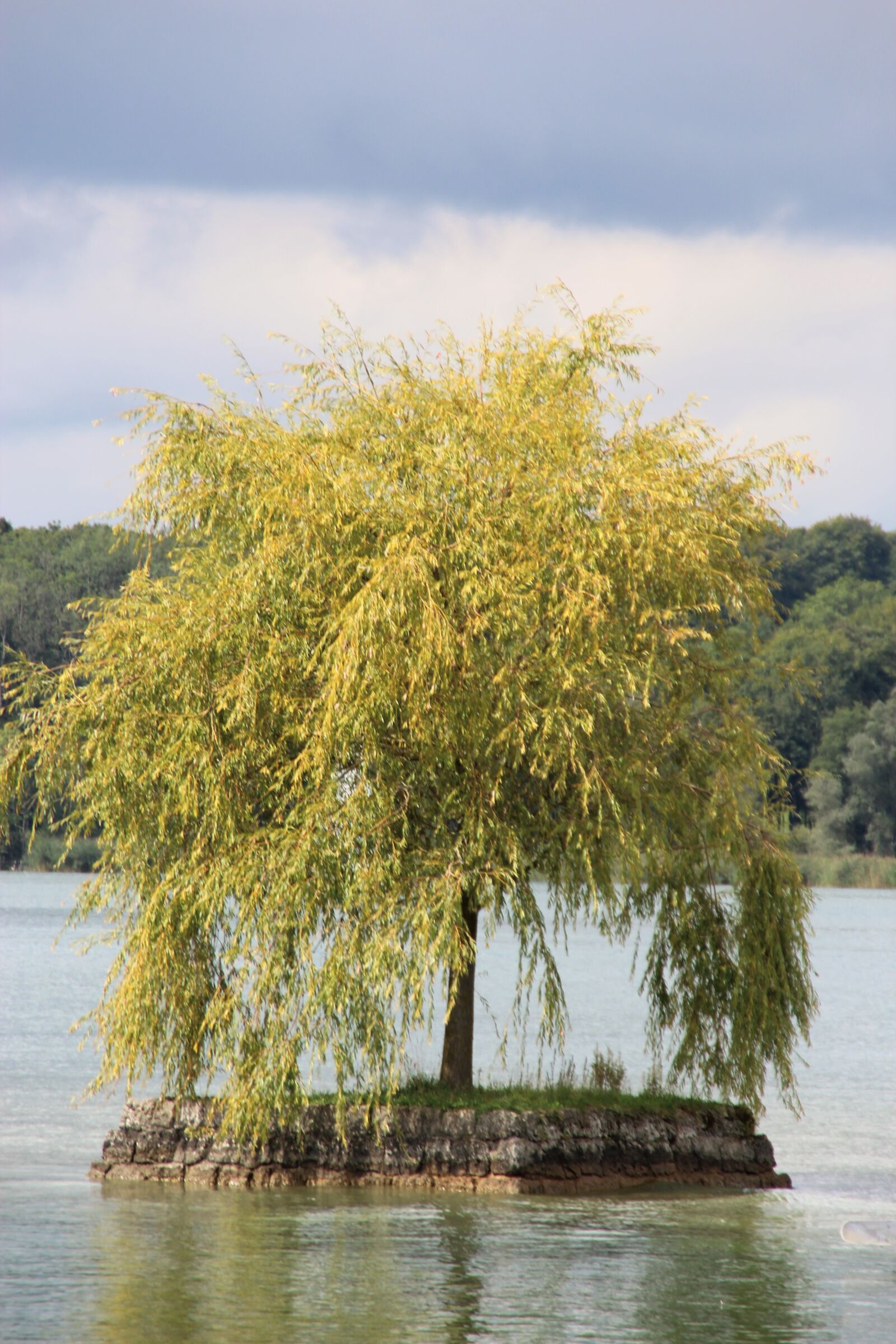 Canon EOS 1200D (EOS Rebel T5 / EOS Kiss X70 / EOS Hi) sample photo. Chiemsee, ladies island, lake photography