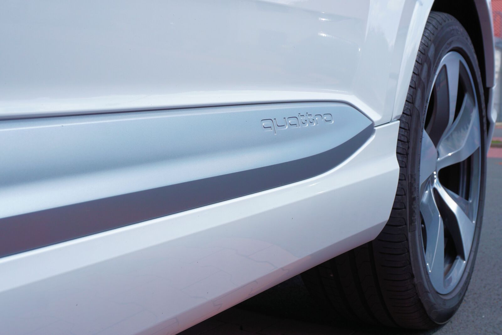 Sony a6000 sample photo. Audi, q7, suv photography
