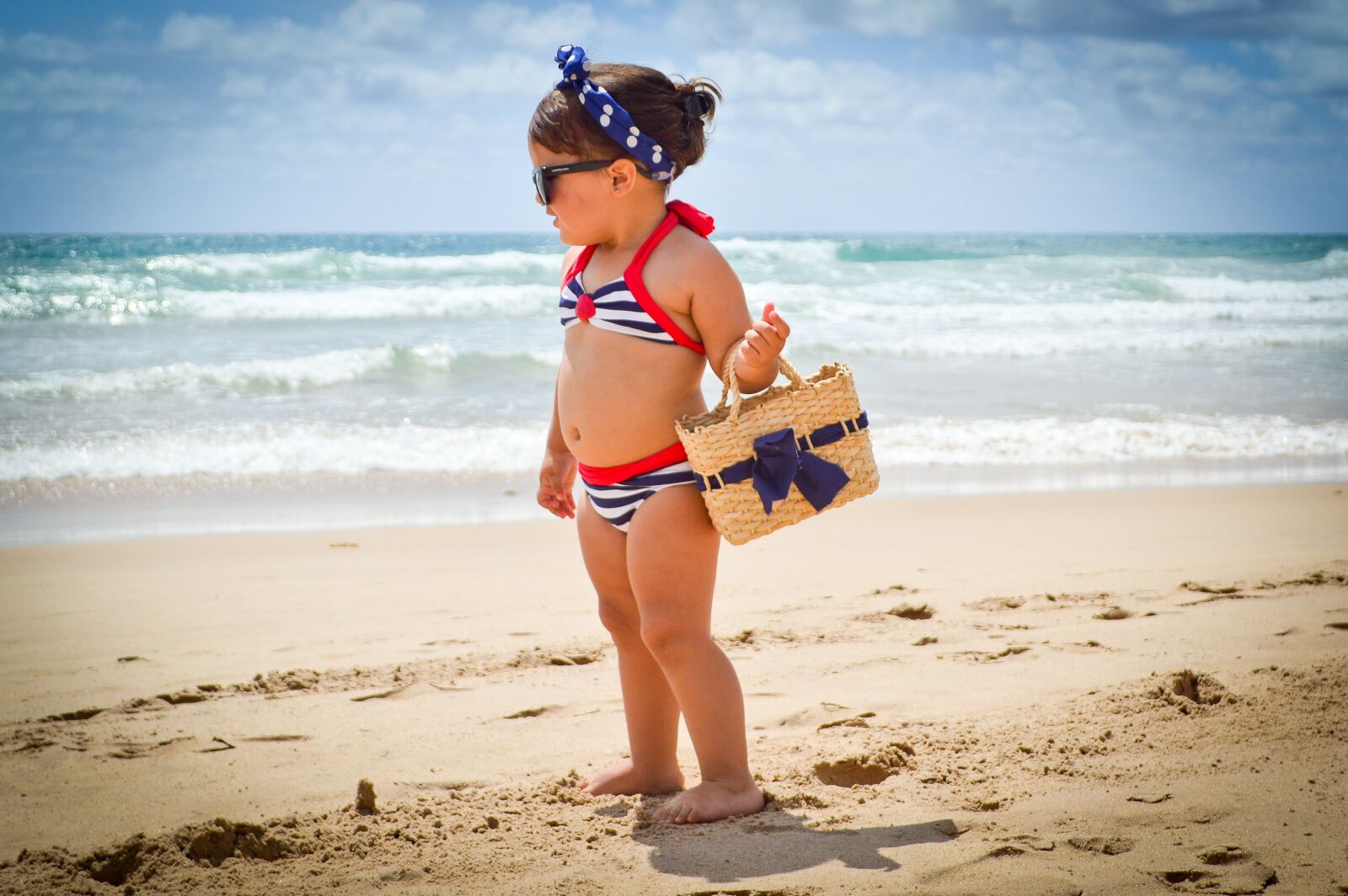 Nikon D3200 sample photo. Model, child, beach photography