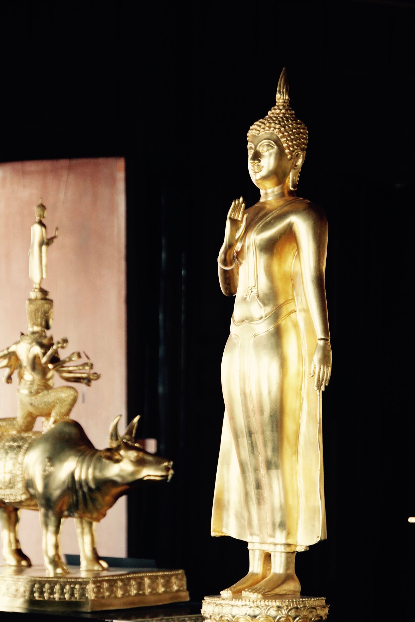 Canon EOS 60D sample photo. Bangkok, buddha, gold photography