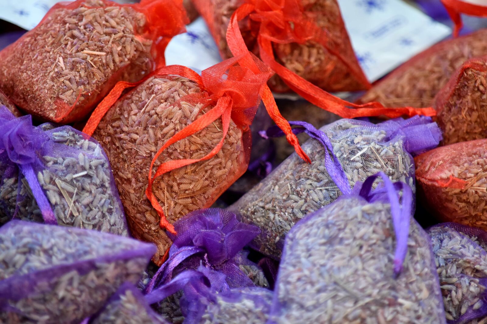 Nikon D5500 sample photo. Aromatherapy, fragrance, handmade, lavender photography