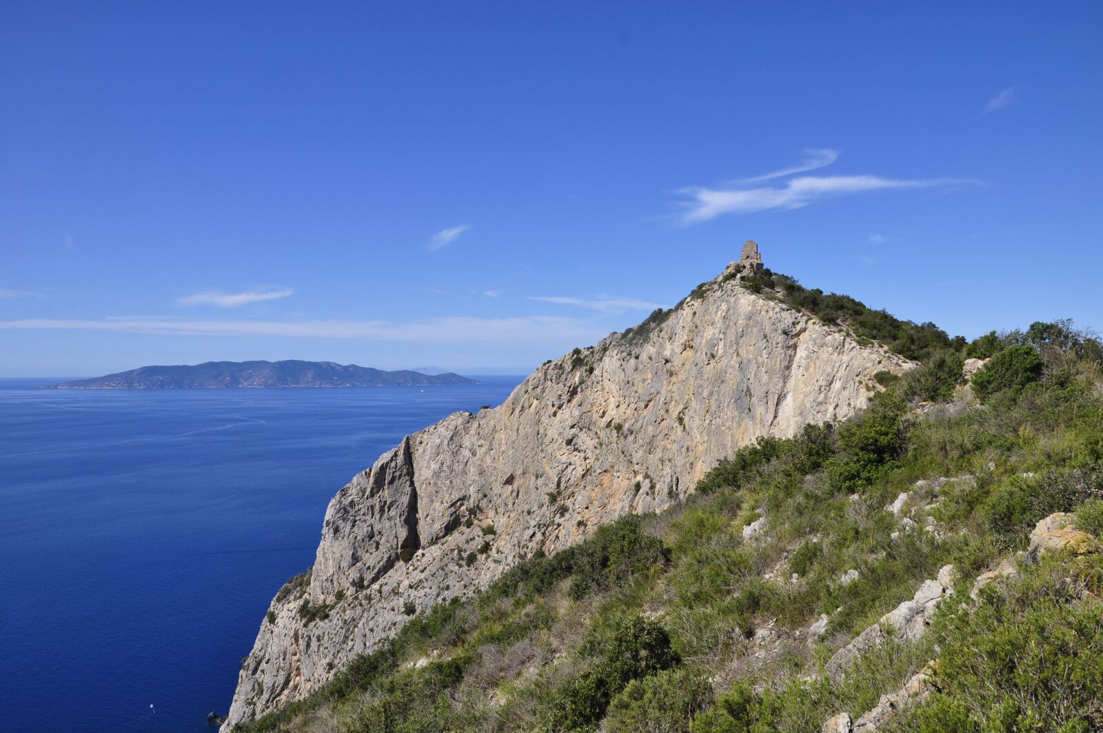 Nikon D5000 sample photo. Tuscany, rock, sea photography