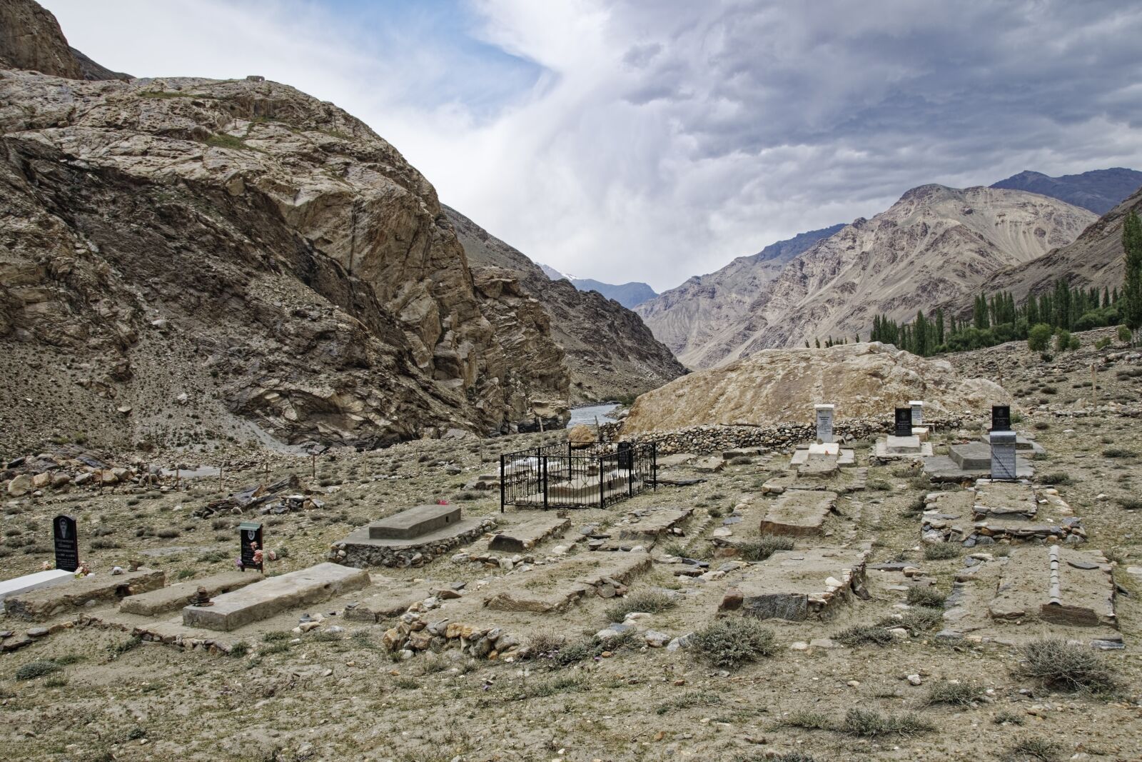 Nikon D500 sample photo. Tajikistan, cemetery, province of photography