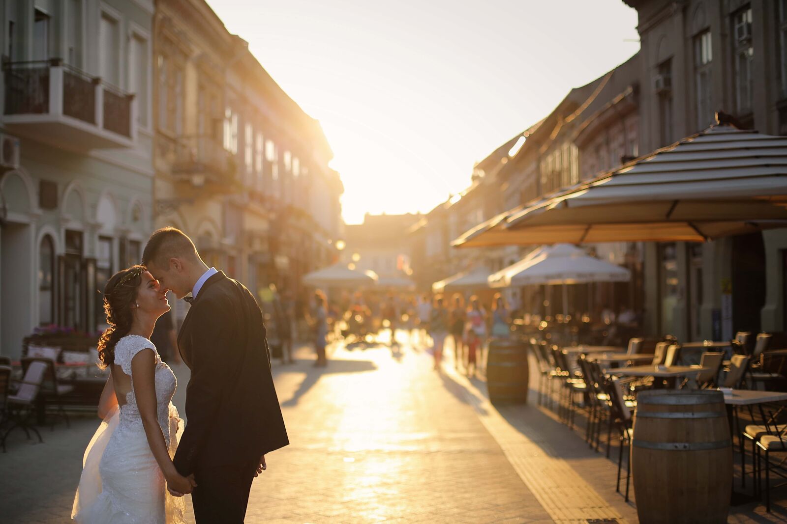 Canon EF 50mm F1.4 USM sample photo. Bride, urban area, sunset photography