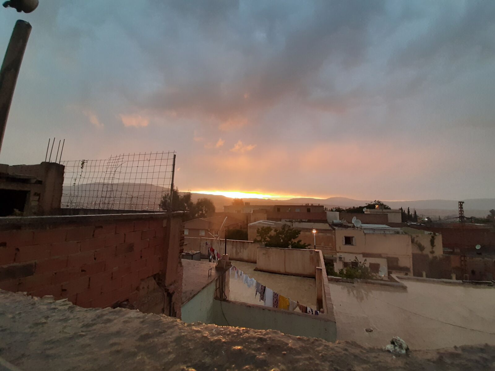 Samsung Galaxy A50 sample photo. Rain, arc, sky photography