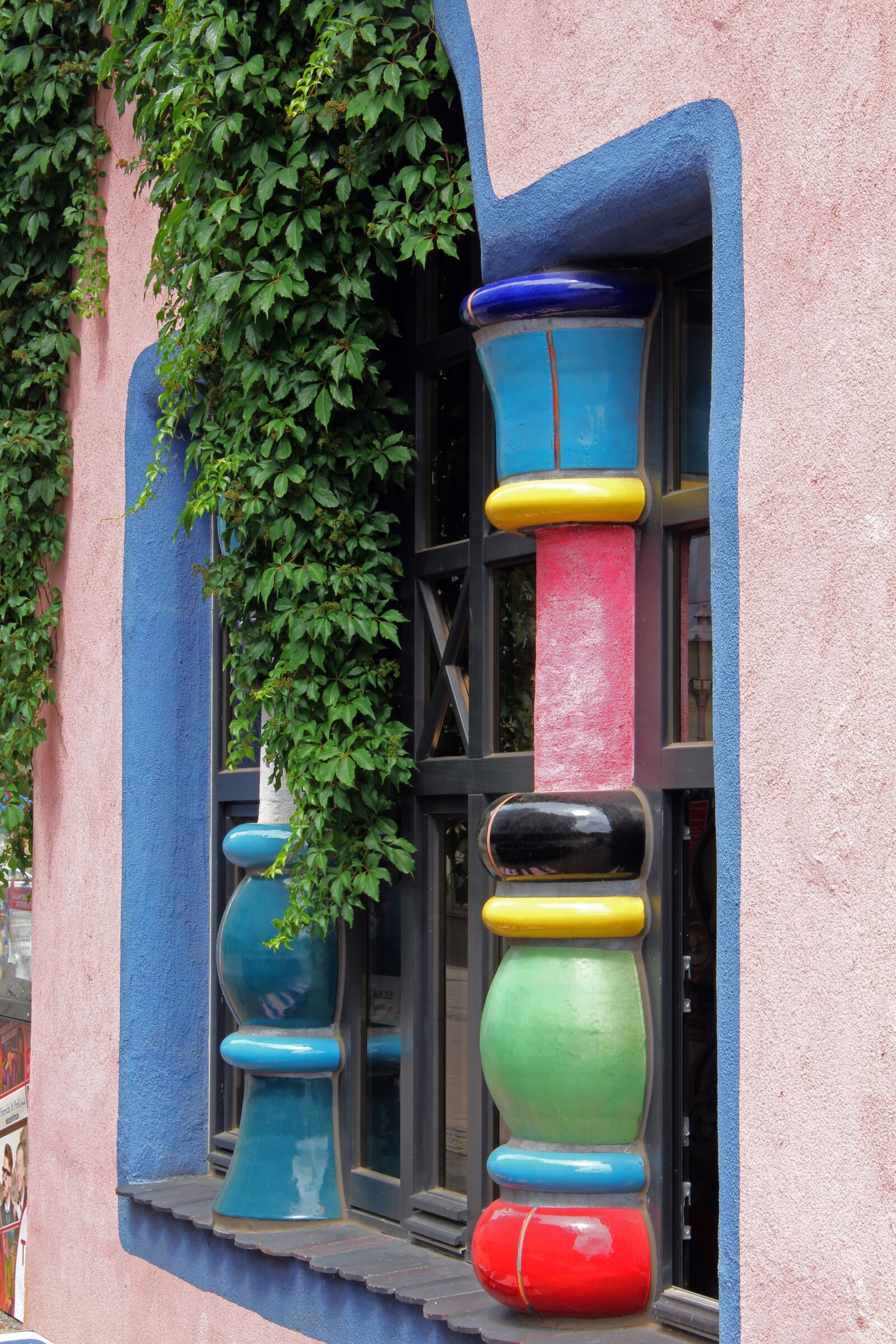 Canon EOS 700D (EOS Rebel T5i / EOS Kiss X7i) sample photo. Hundertwasser house, magdeburg, hundertwasser photography