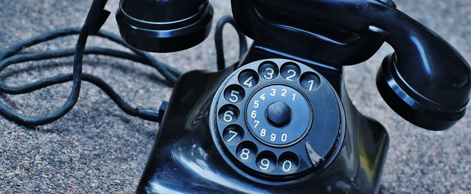 Nikon D7200 sample photo. Phone, old, year built 1955 photography