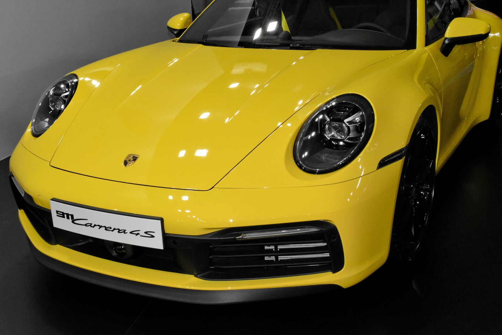 Nikon D5500 sample photo. Bumper, expensive, headlight, automobile photography