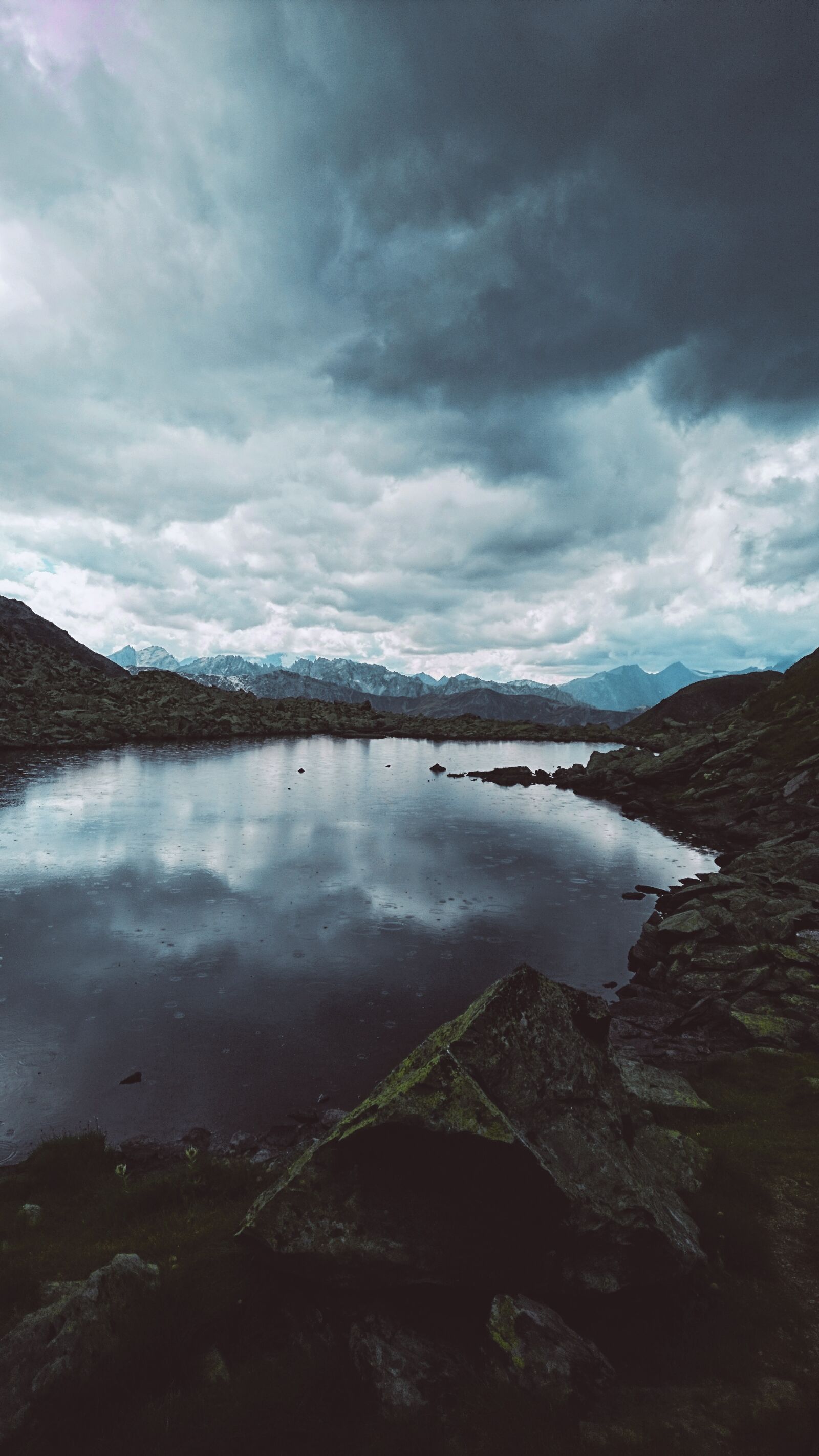 Sony Xperia X Compact sample photo. Lake, mountain, cloud photography