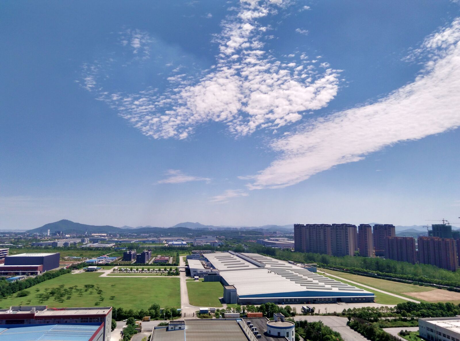 Xiaomi HM NOTE 1S CT sample photo. Suburb, development zone, city photography
