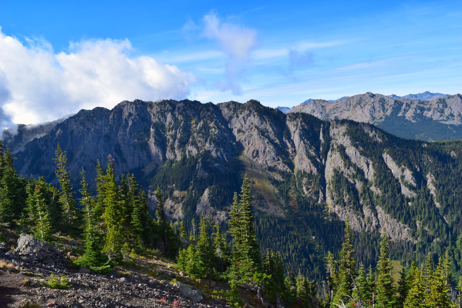Nikon D3300 sample photo. Mountain, morning, clouds photography