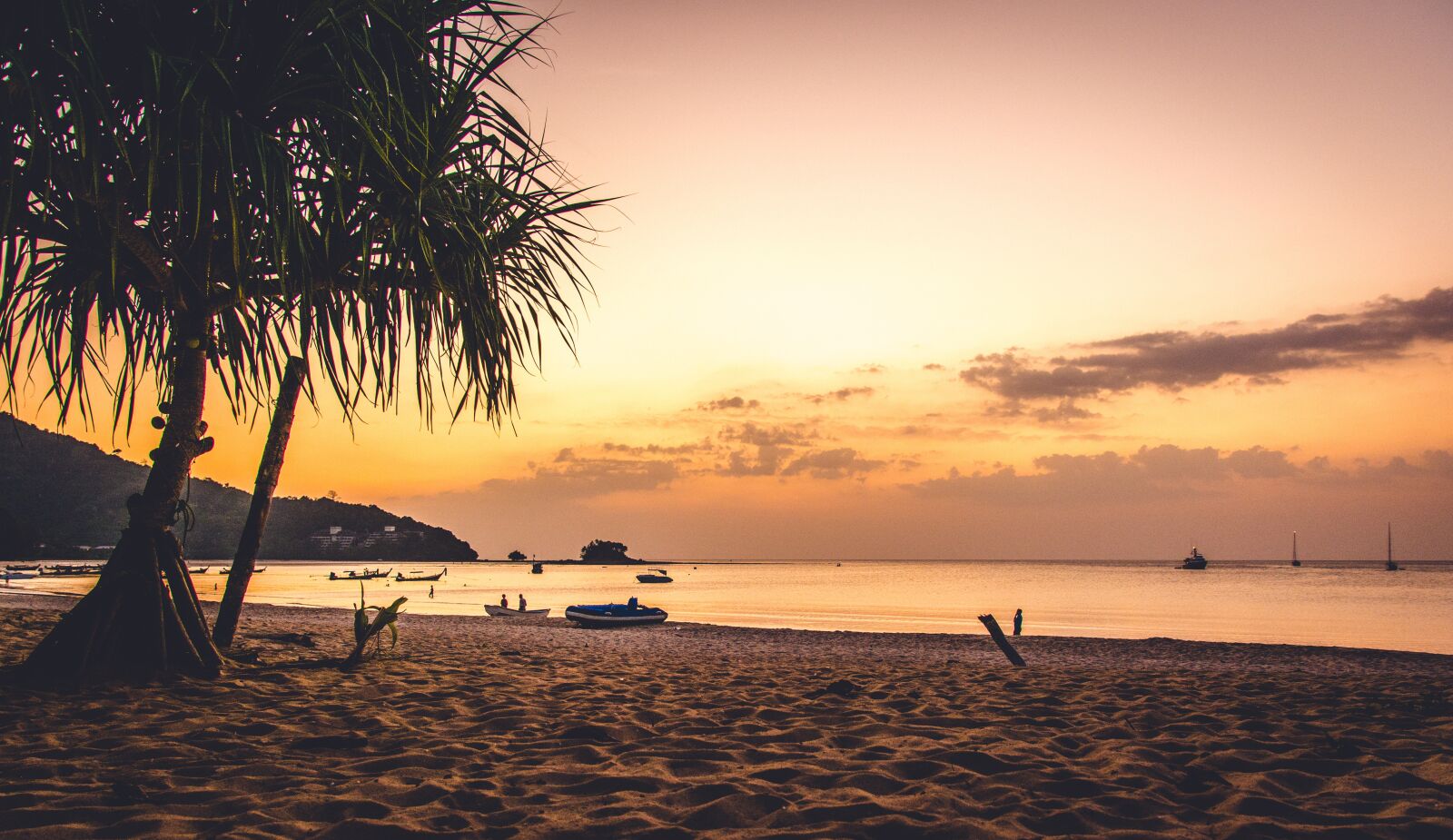 Nikon D7100 sample photo. Sunset, beach, waters photography