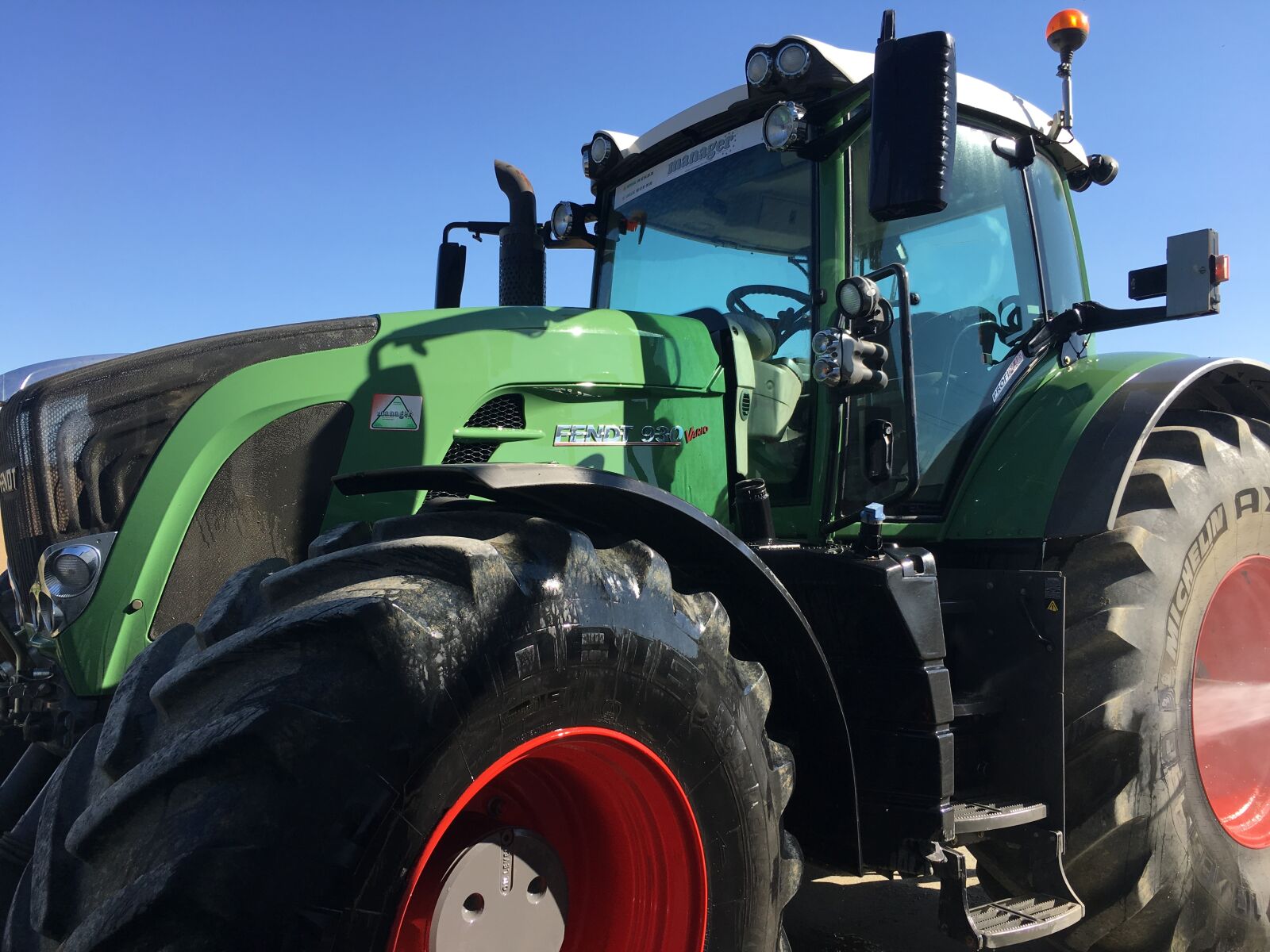 Apple iPhone 6s sample photo. Tractor, agriculture, fendt photography