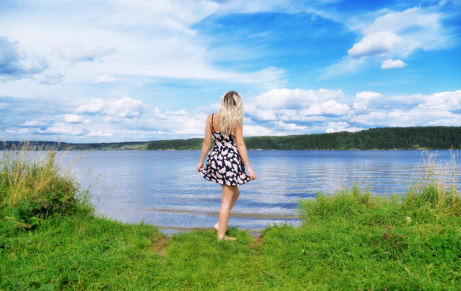Nikon D800 sample photo. Blonde at the river photography