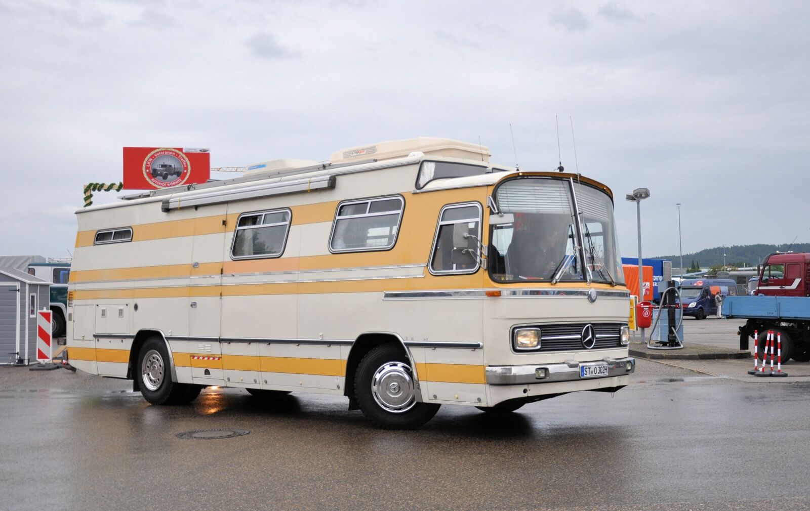 Nikon D90 sample photo. Oldtimer, truck, vehicle photography