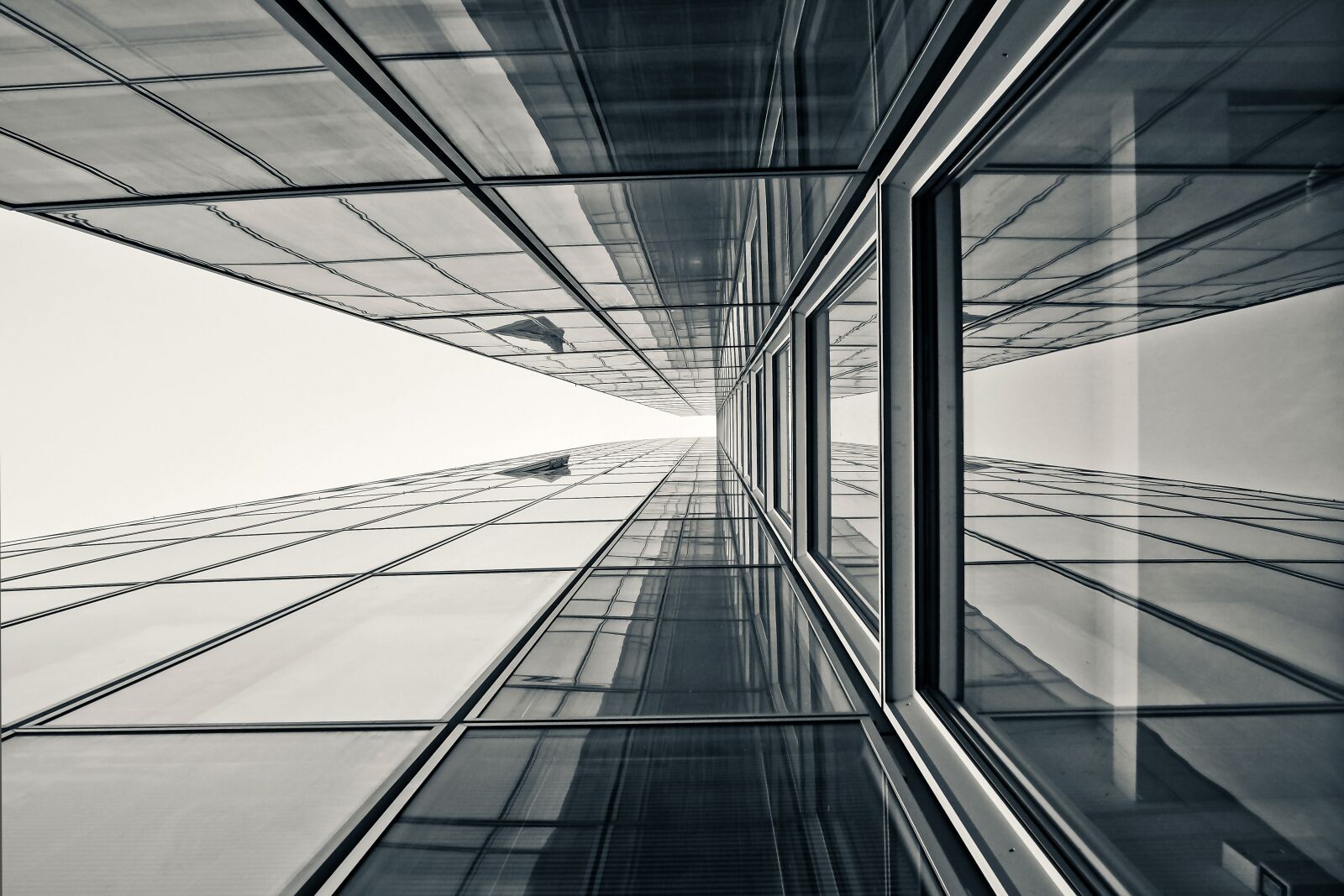 Olympus OM-D E-M10 sample photo. Architecture, glass, modern photography
