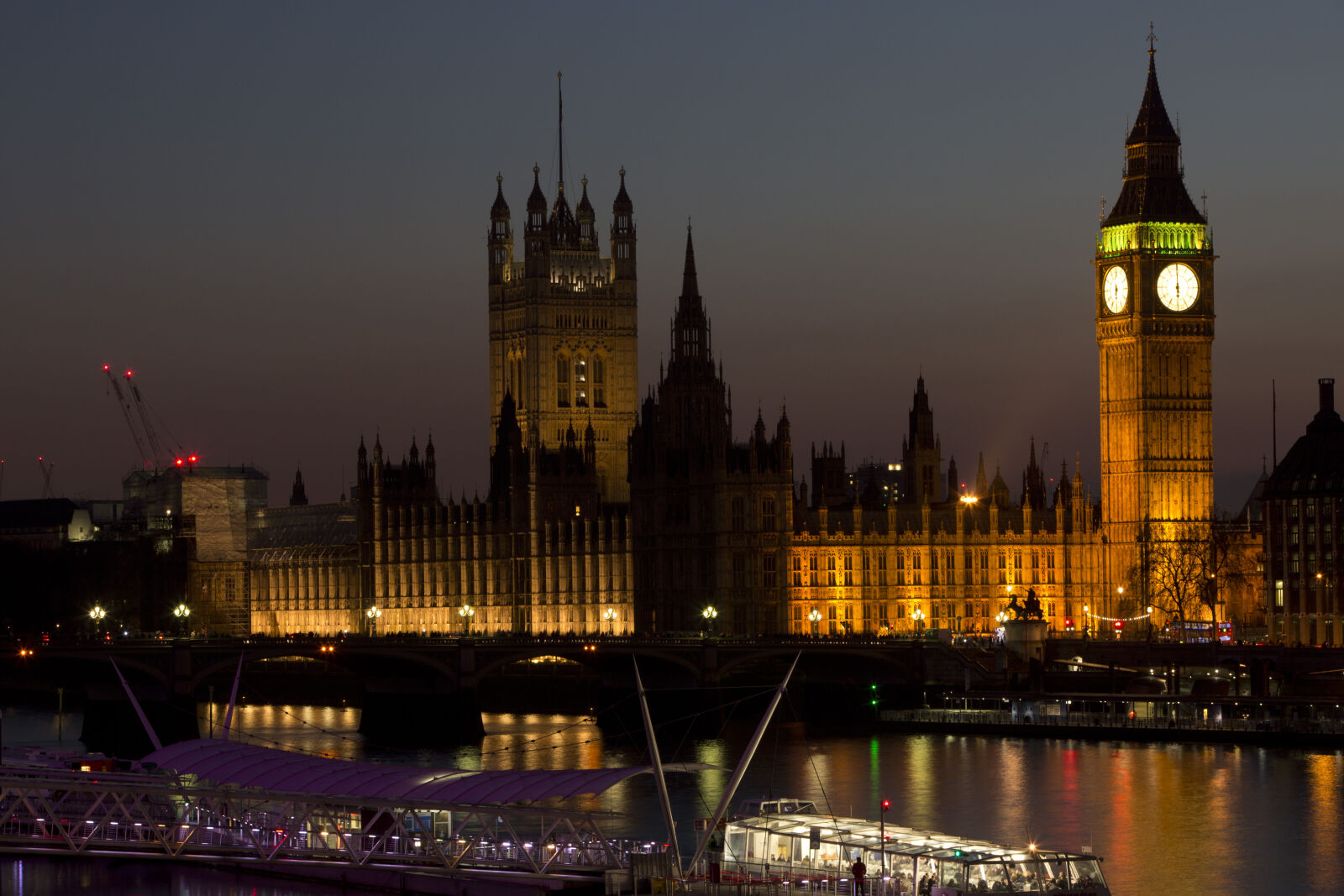 Canon EOS 5D Mark III + Canon EF 70-200mm F2.8L IS USM sample photo. The, parliament, during, nightime photography
