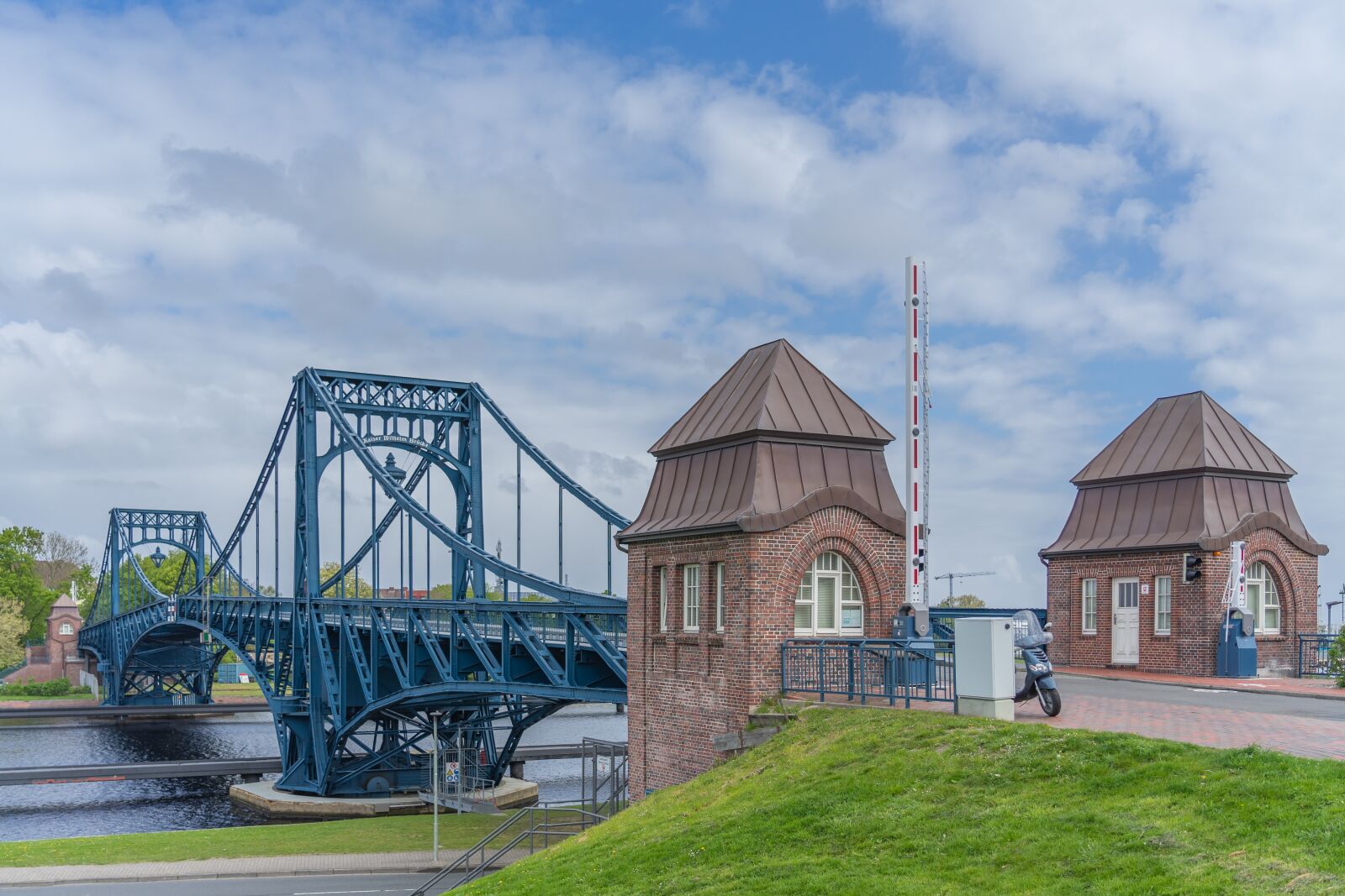 Sony a7 II sample photo. Kaiser wilhelm bridge, wilhelmshaven photography