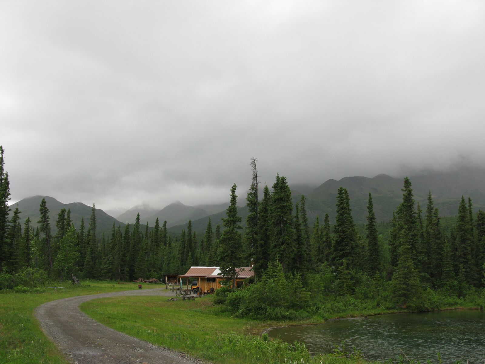 Canon POWERSHOT A650 IS sample photo. Alaska, cabin, fun photography