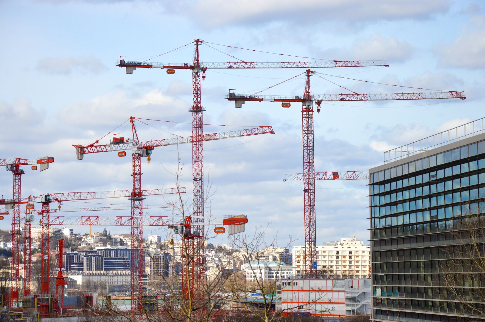 Nikon D3200 sample photo. Crane, building, work photography
