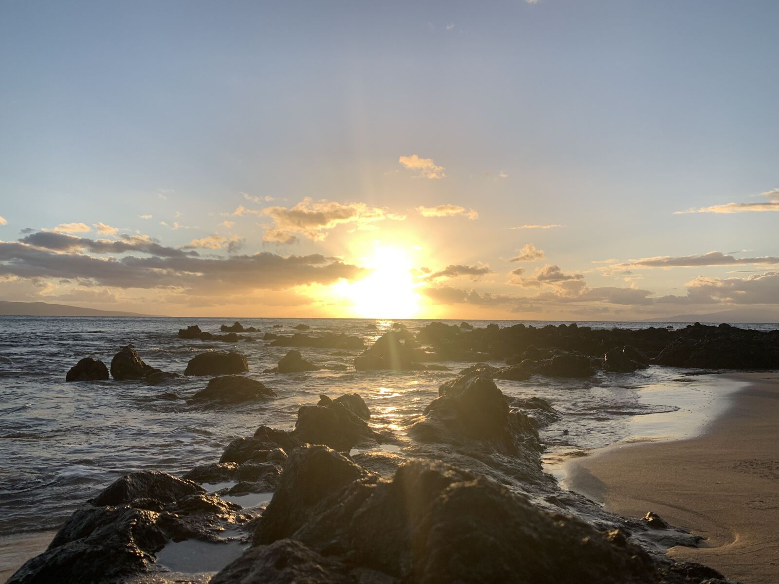 Apple iPhone XS sample photo. Hawaii, maui, tropical photography