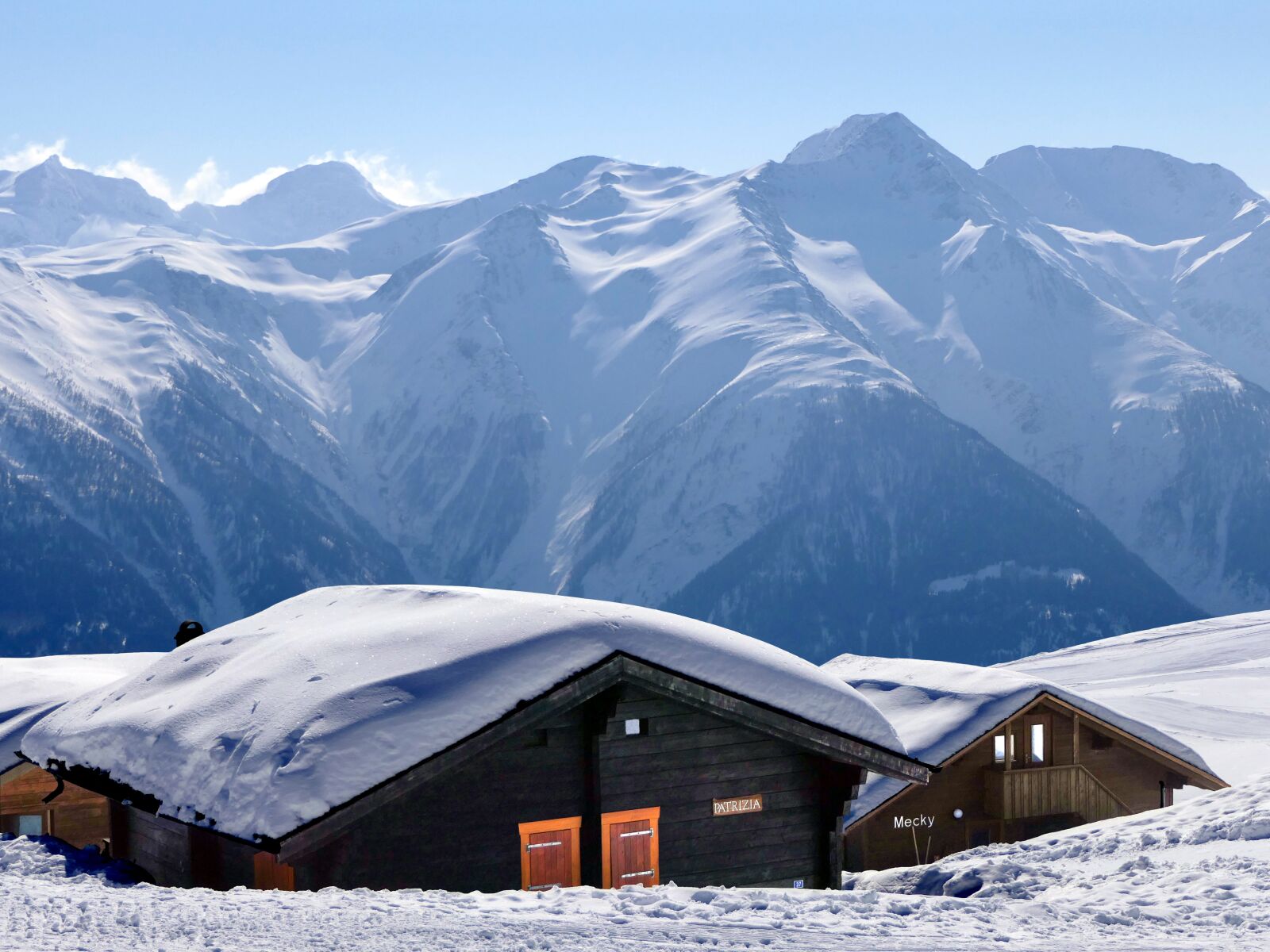 Panasonic Lumix DMC-FZ2500 (Lumix DMC-FZ2000) sample photo. Fiescheralp, chalet, mountain photography