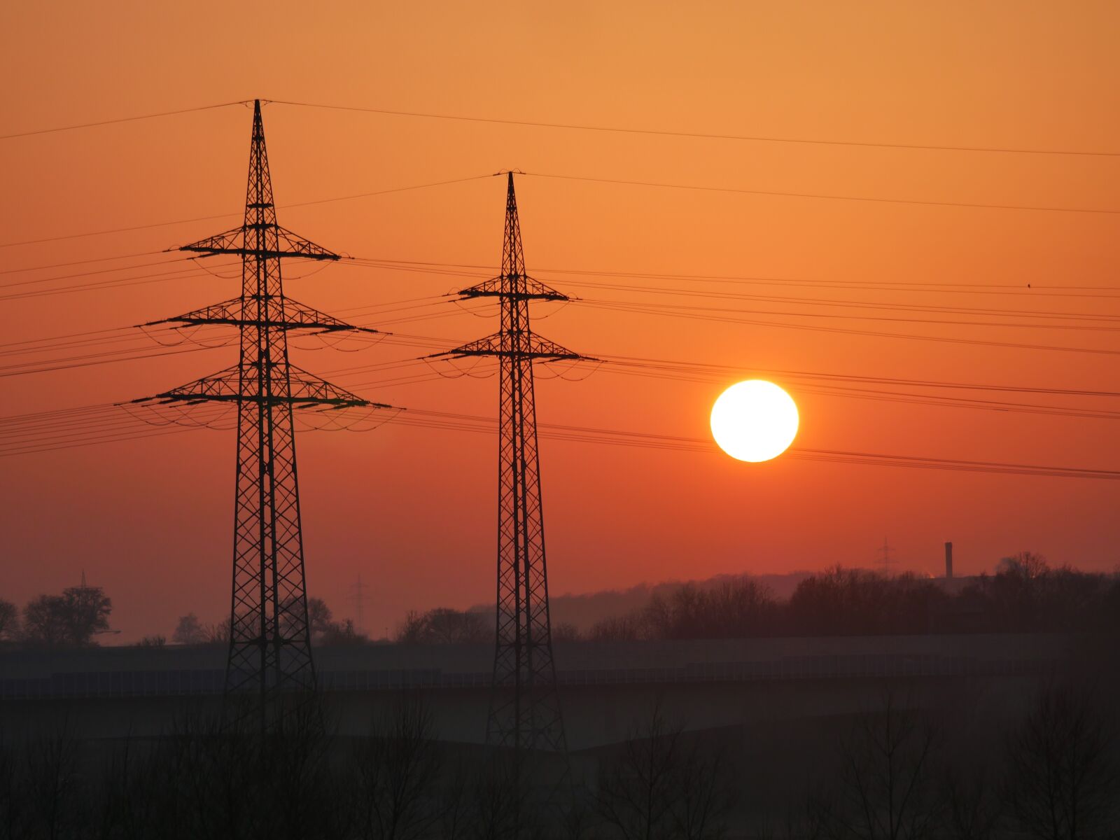 Panasonic Lumix DMC-GX8 sample photo. Dusk, power poles, industry photography