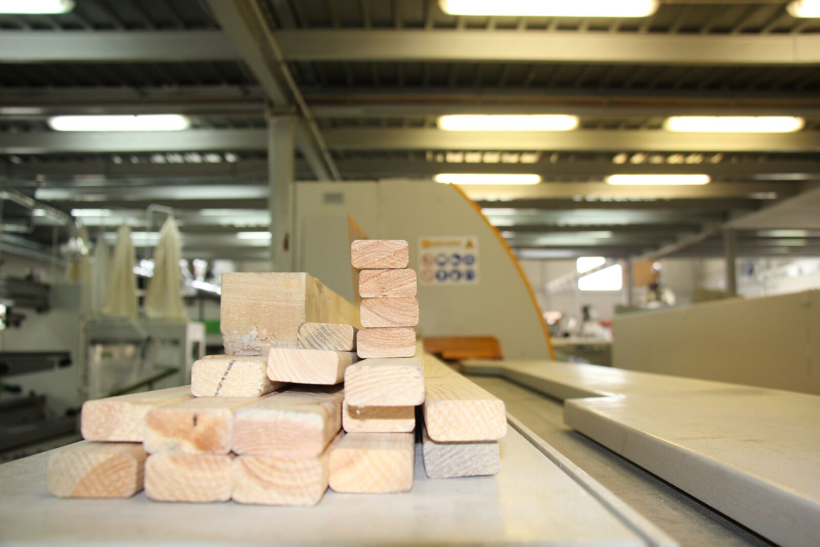 Canon EOS 60D sample photo. Technology, hall, production photography