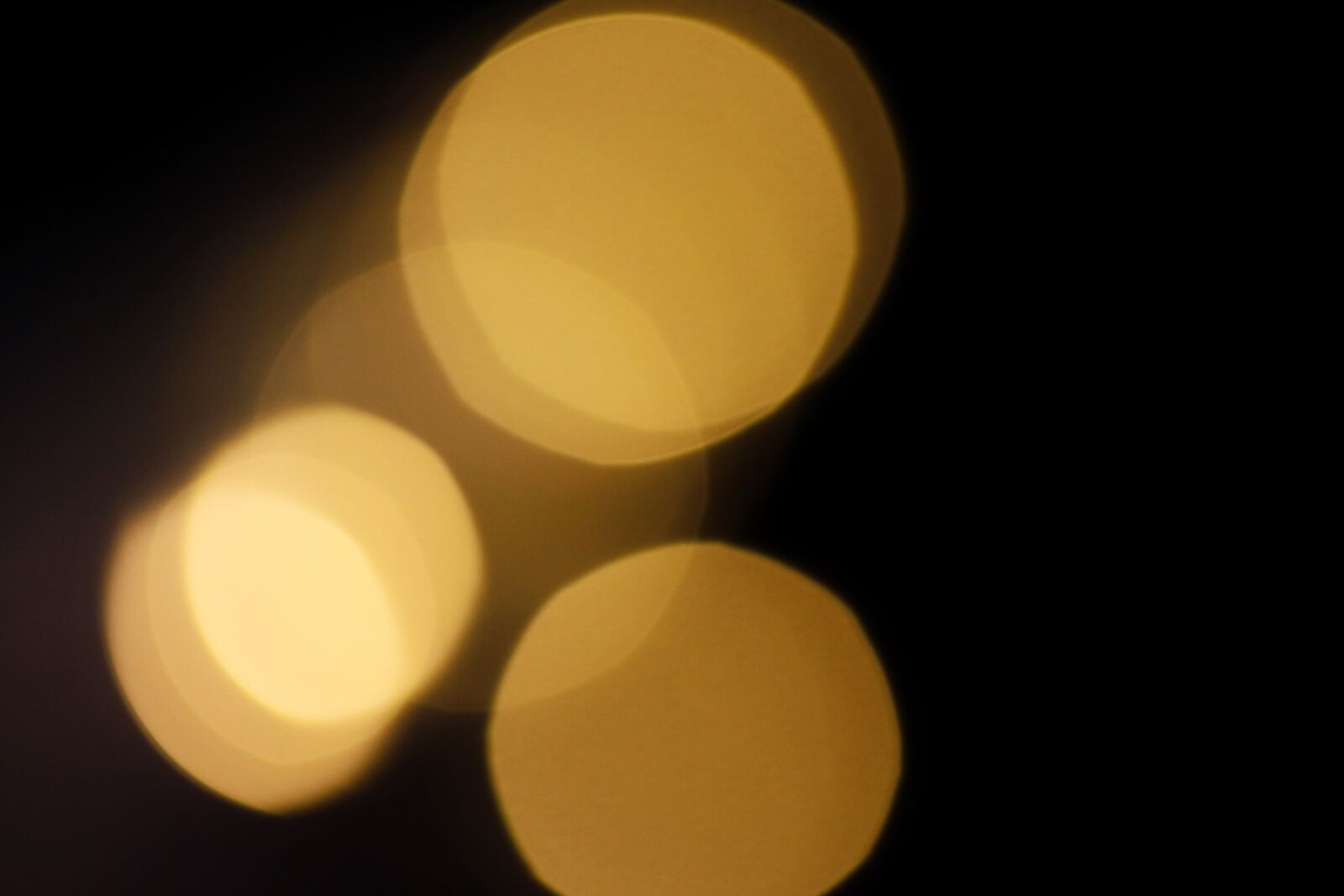 Canon EOS 5D Mark II sample photo. Golden, gold, blurry photography