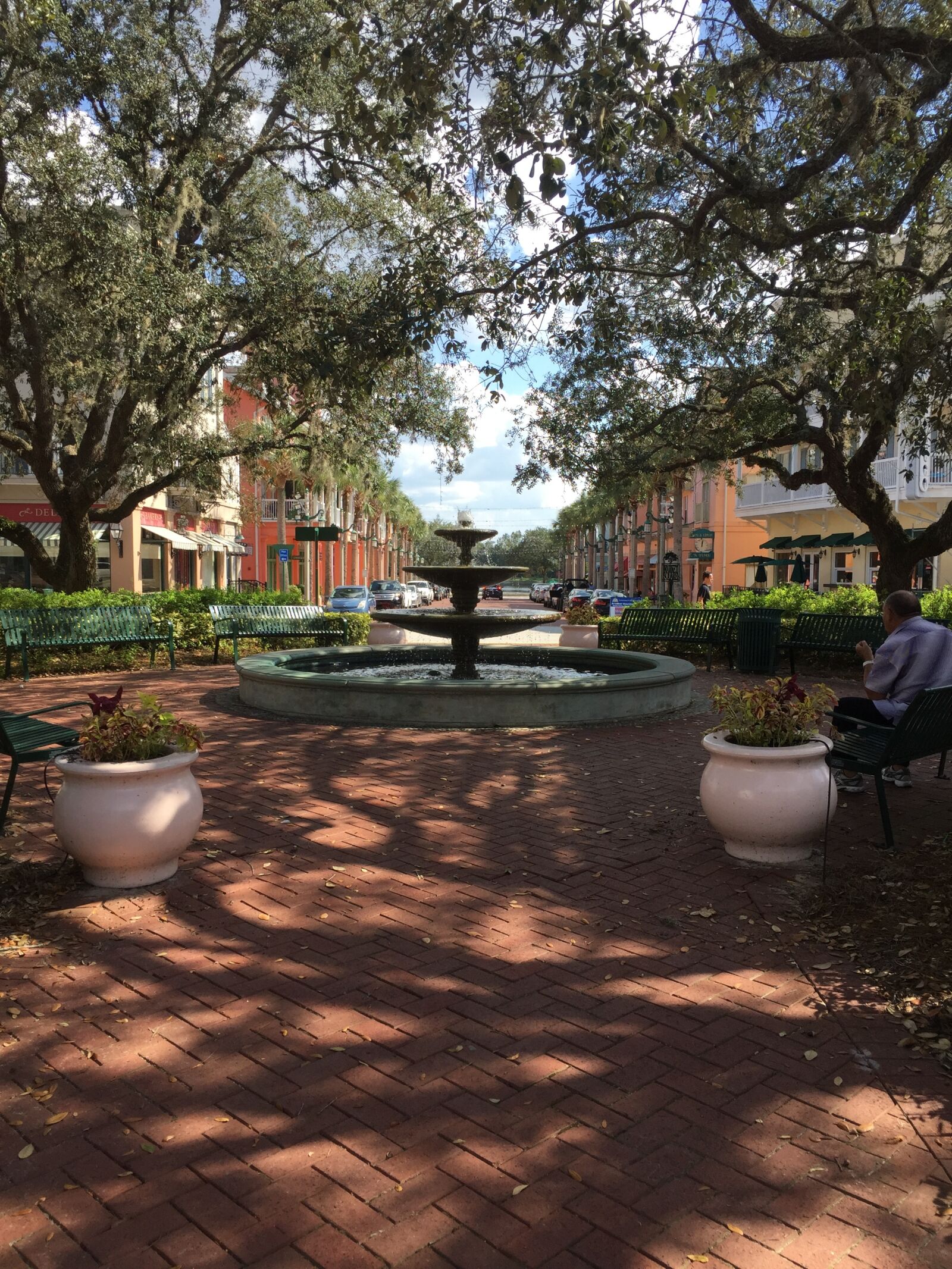 iPhone 6 back camera 4.15mm f/2.2 sample photo. Fountain, town, center, trees photography