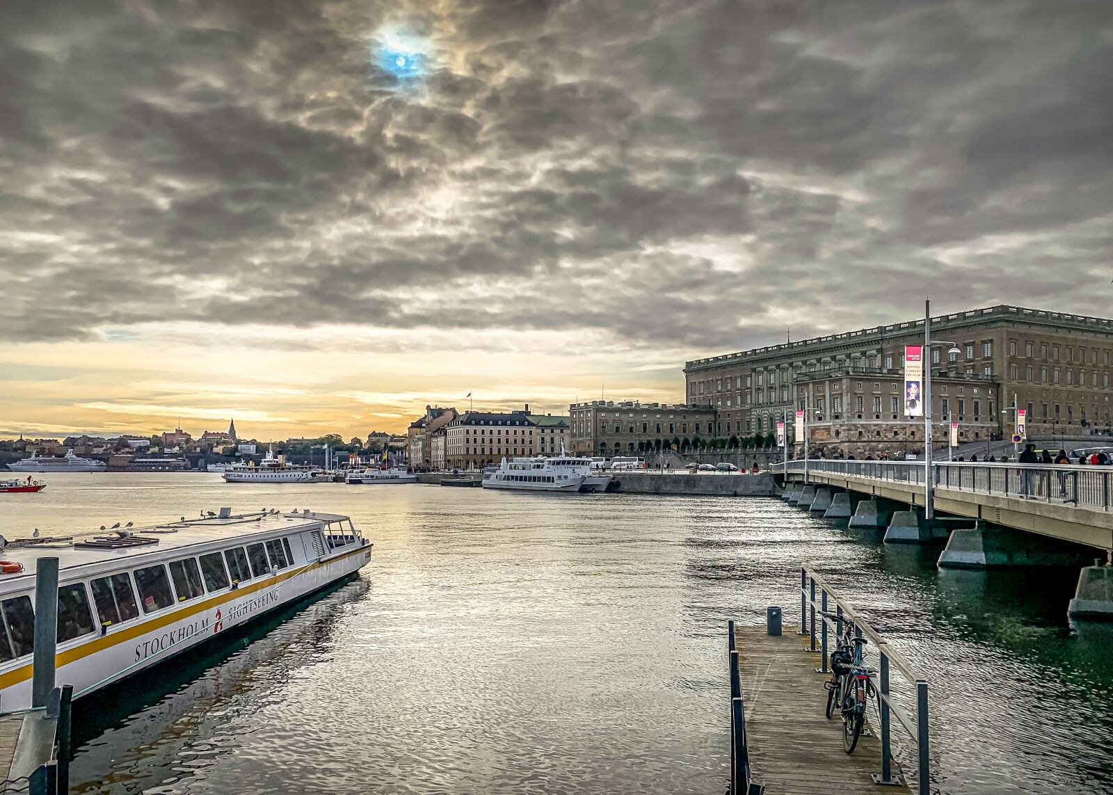 iPhone XS back dual camera 4.25mm f/1.8 sample photo. Stockholm, sweden, city photography